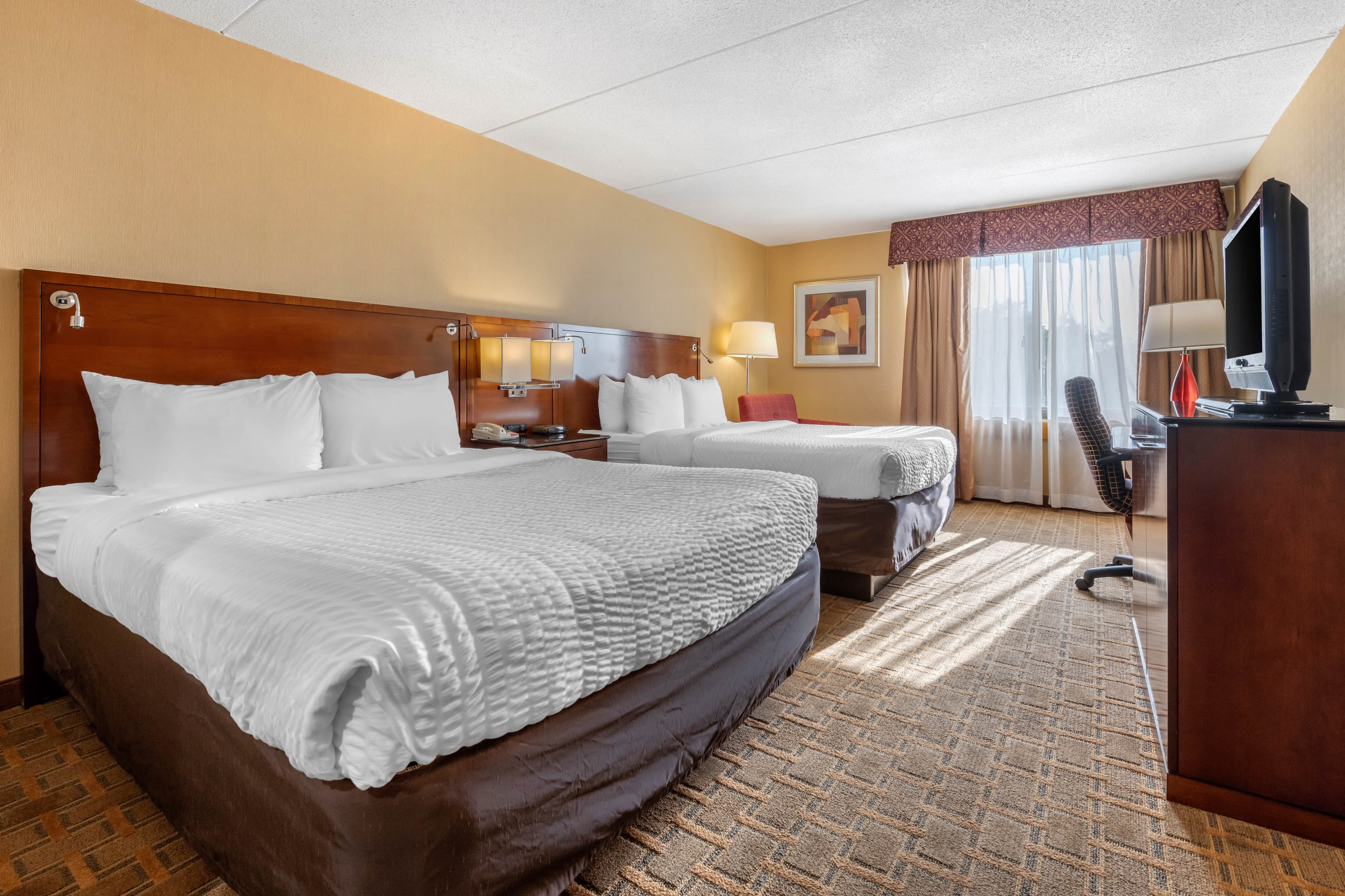 Clarion Hotel Conference Center on Lake Erie — 7