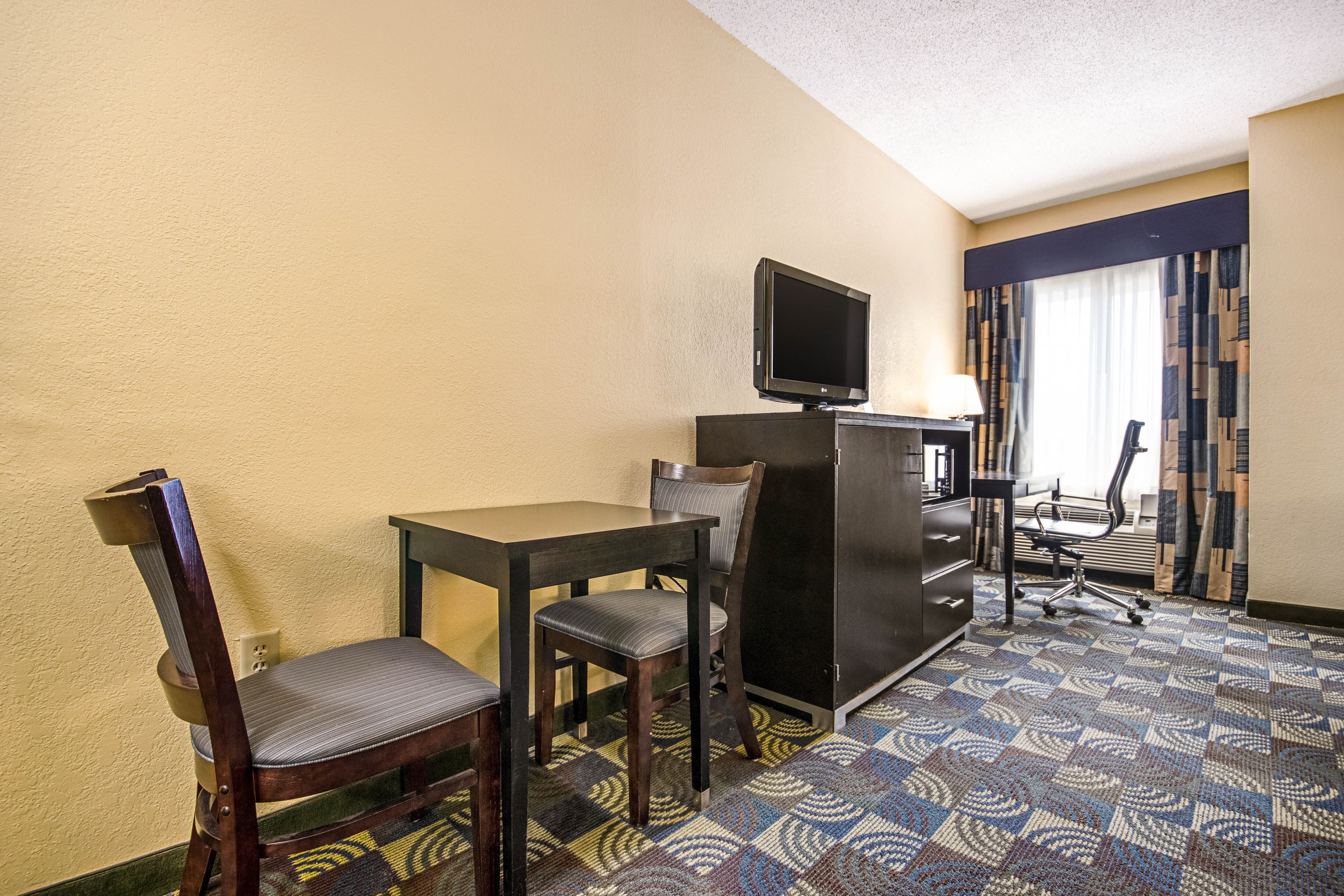 Quality Inn & Suites Glenmont - Albany South — 17