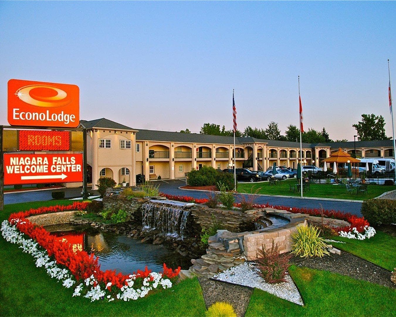 Econo Lodge at the Falls North - Image 1