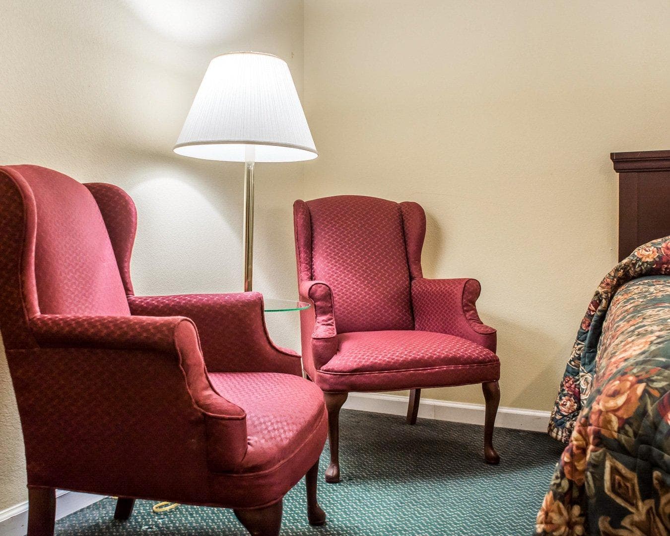 Econo Lodge Inn & Suites North Syracuse Airport - Image 3