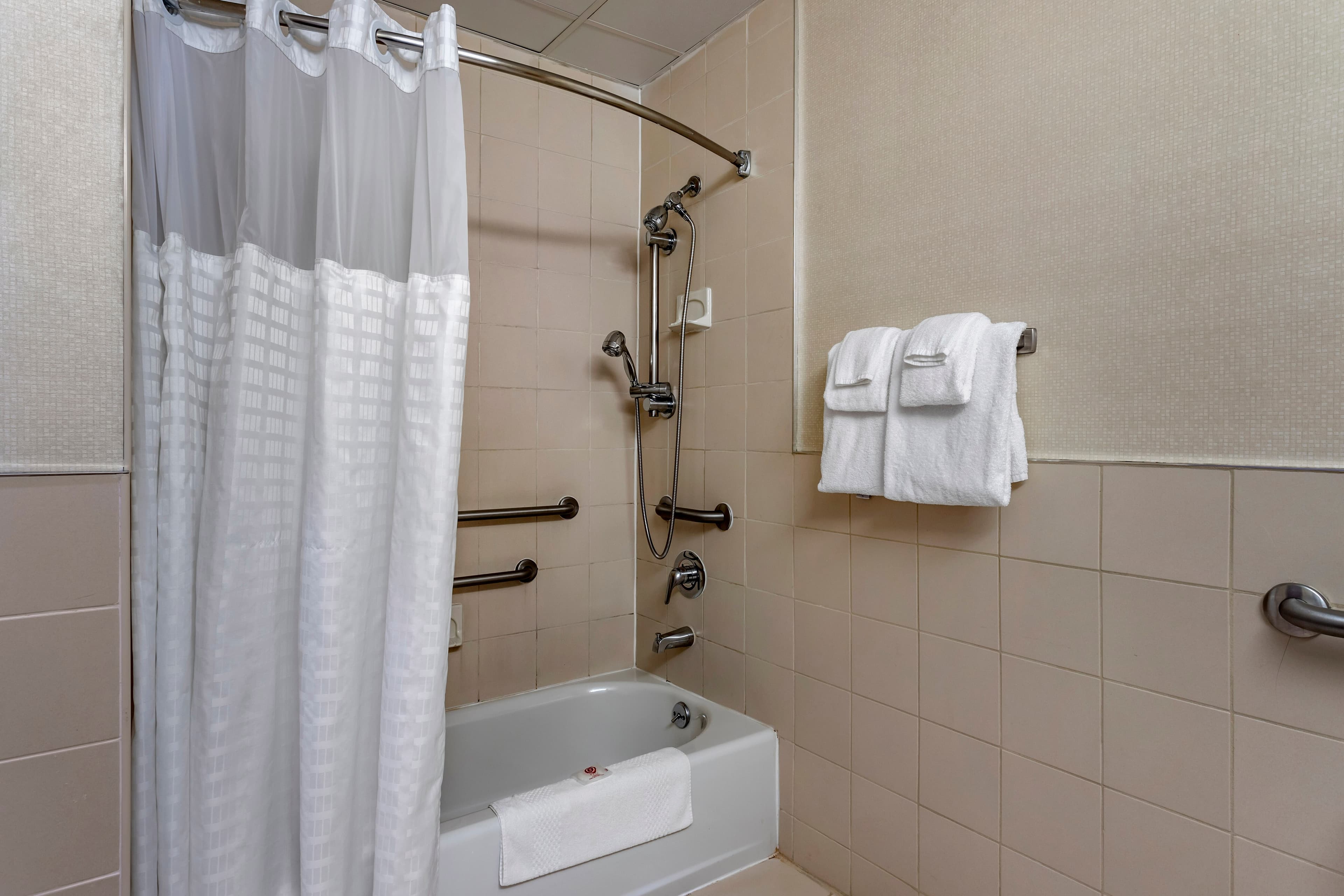 Comfort Inn Syosset-Long Island — 29