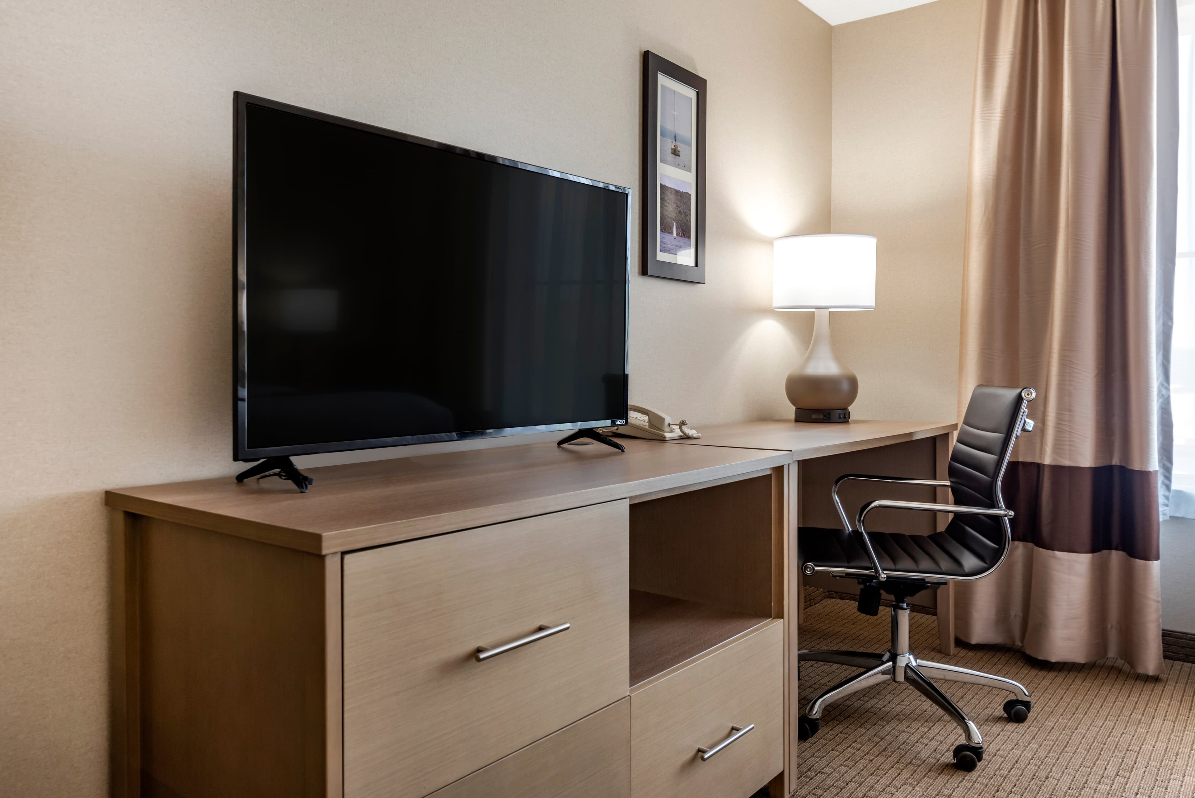 Comfort Inn & Suites Farmington - Victor - Image 3