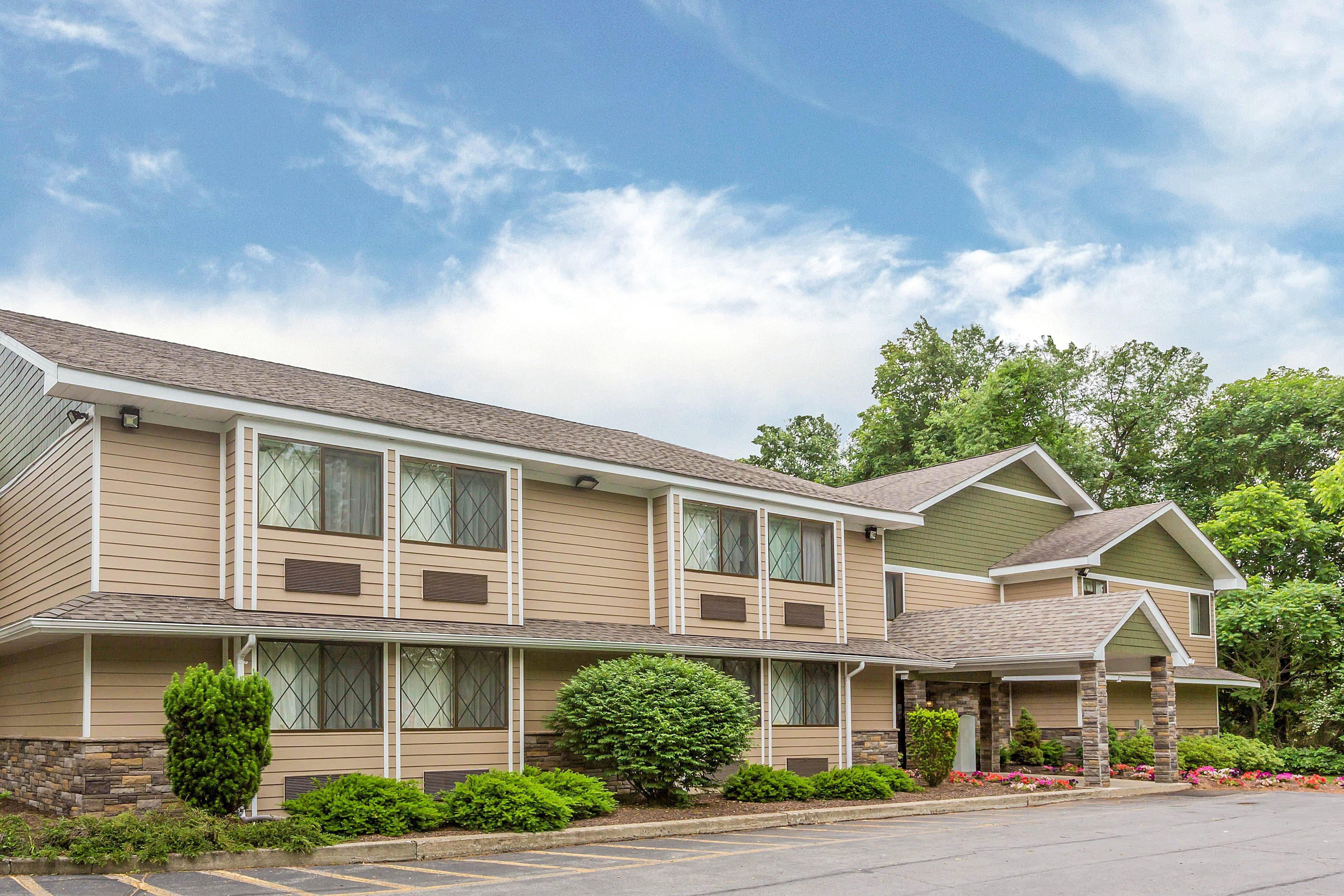 Quality Inn Hyde Park - Poughkeepsie North - Image 1