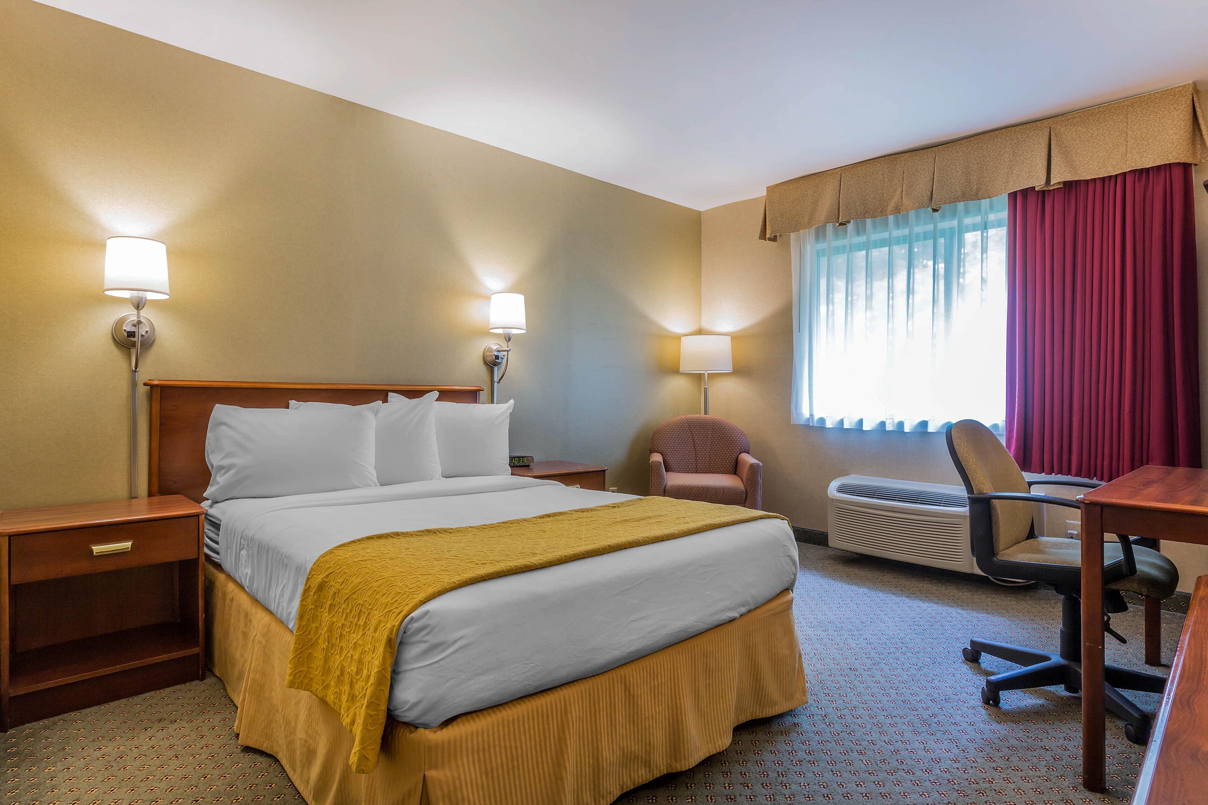 Quality Inn Hyde Park - Poughkeepsie North - Image 2