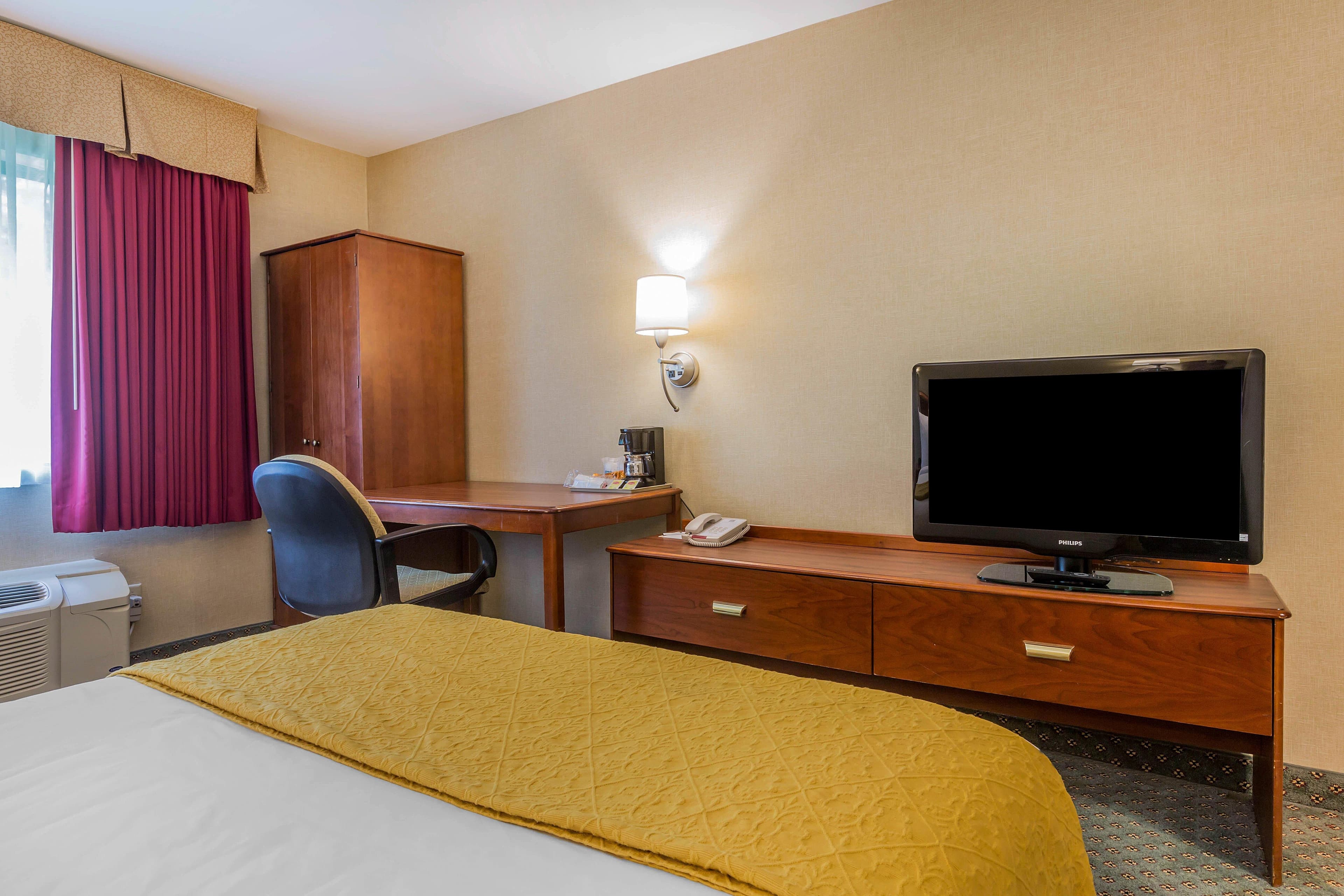 Quality Inn Hyde Park - Poughkeepsie North - Image 3