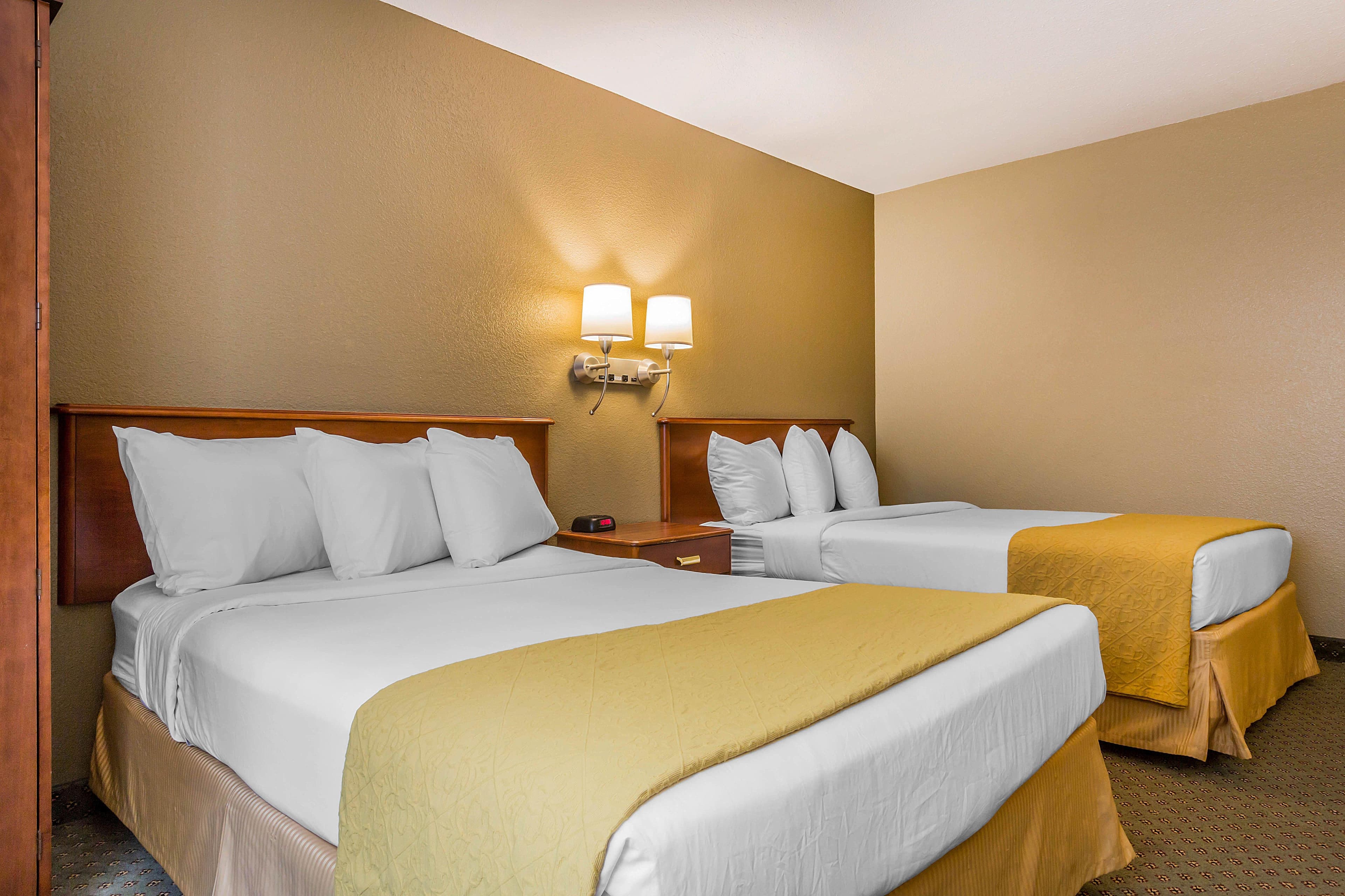 Quality Inn Hyde Park - Poughkeepsie North — 8