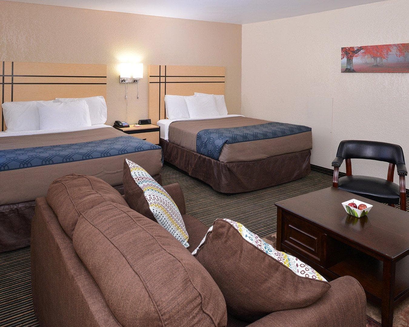 Econo Lodge Rochester I-90 & I-390 — 7