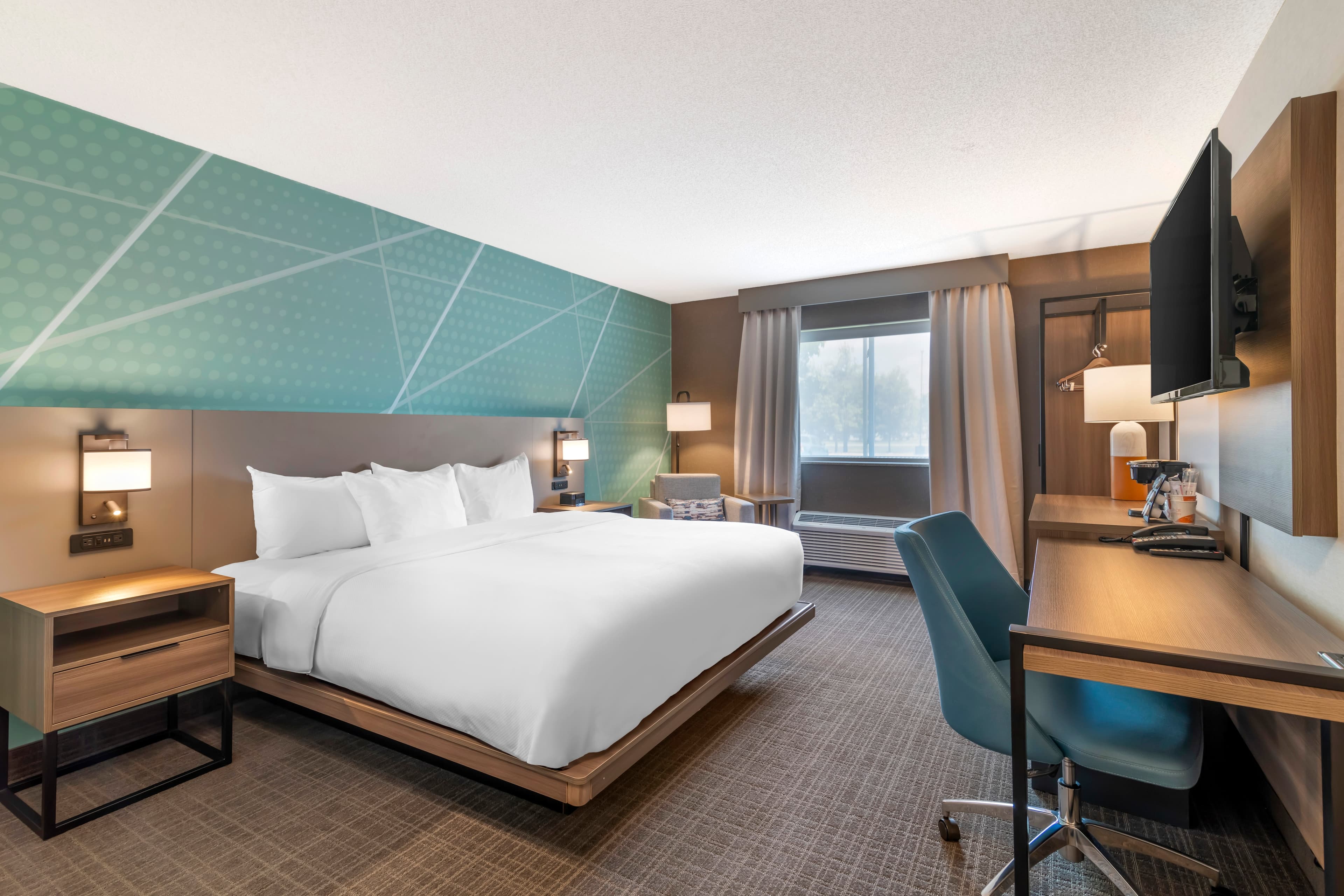 Comfort Inn & Suites Saratoga Springs — 8