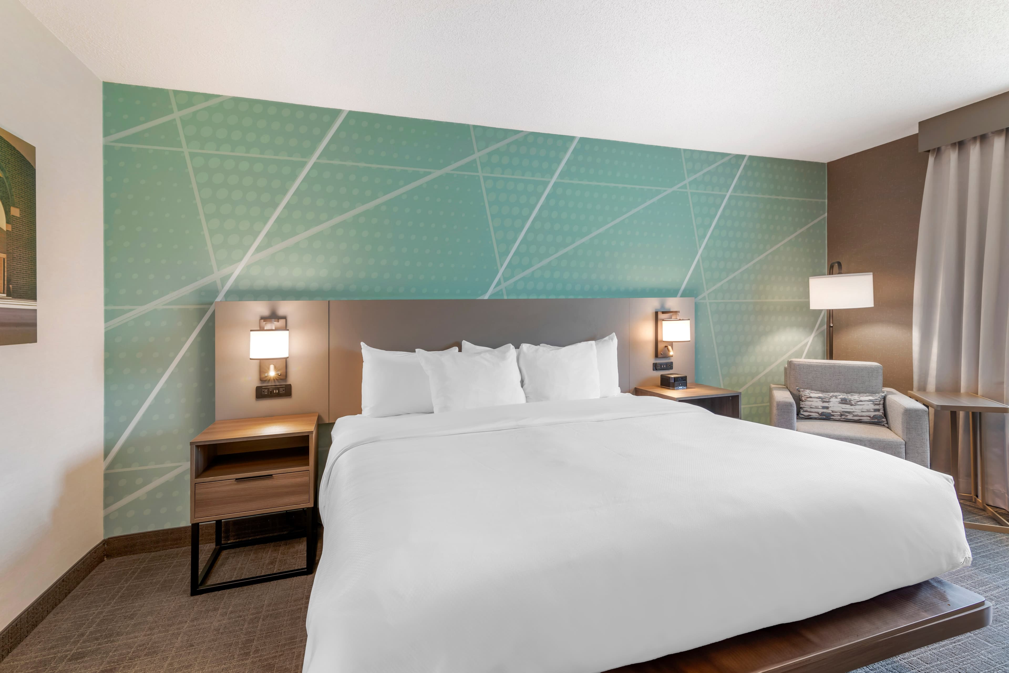 Comfort Inn & Suites Saratoga Springs — 12
