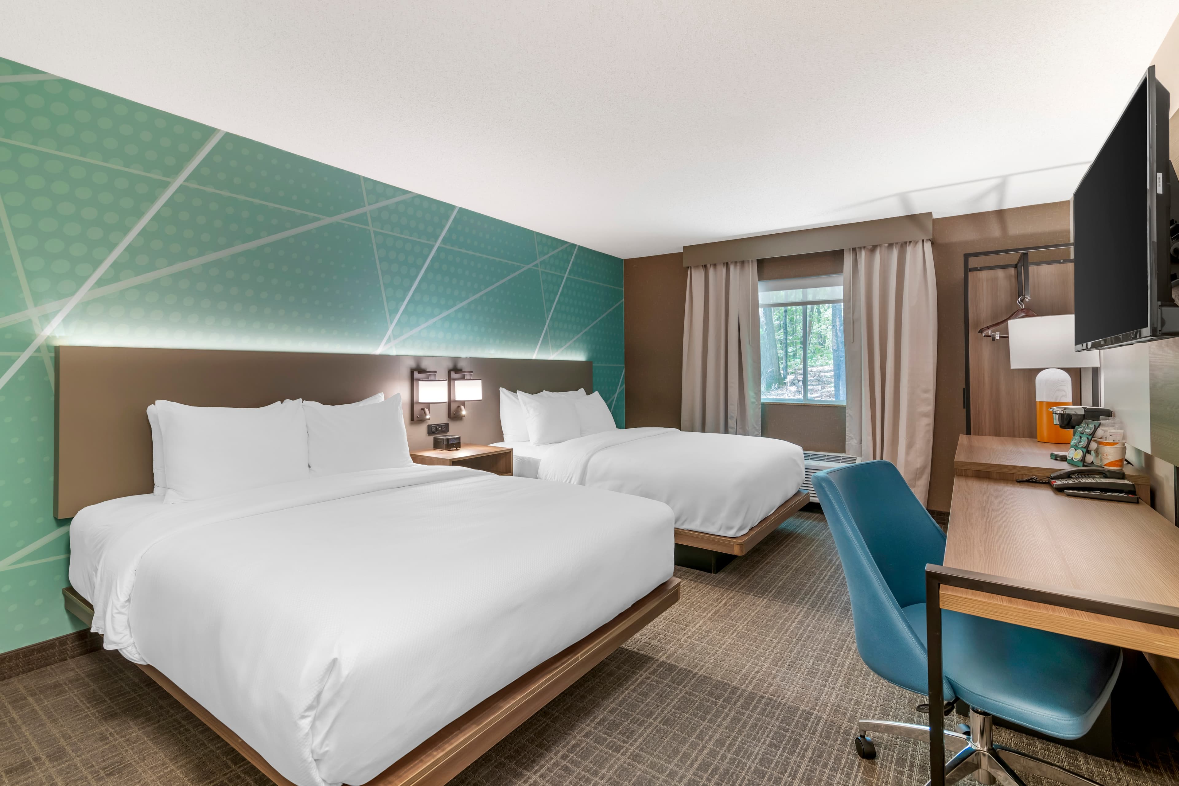 Comfort Inn & Suites Saratoga Springs — 14