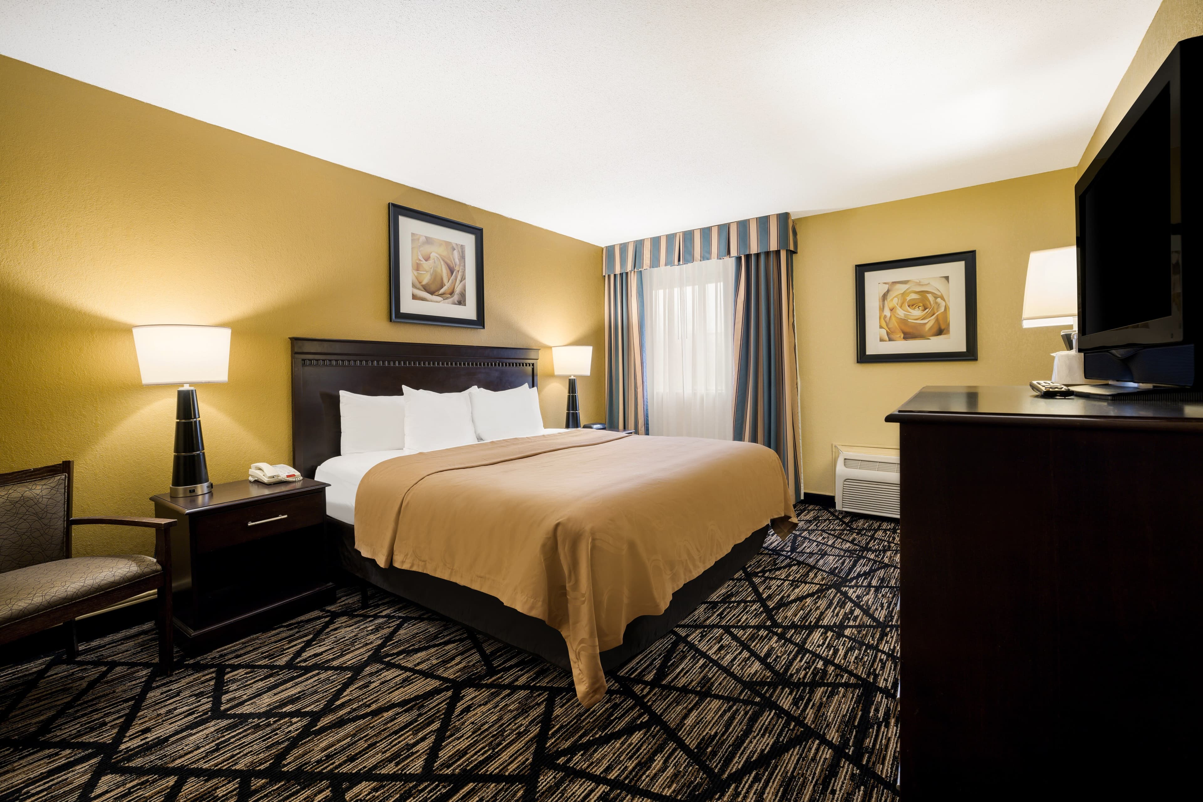 Quality Inn & Suites Syracuse Fairgrounds — 14