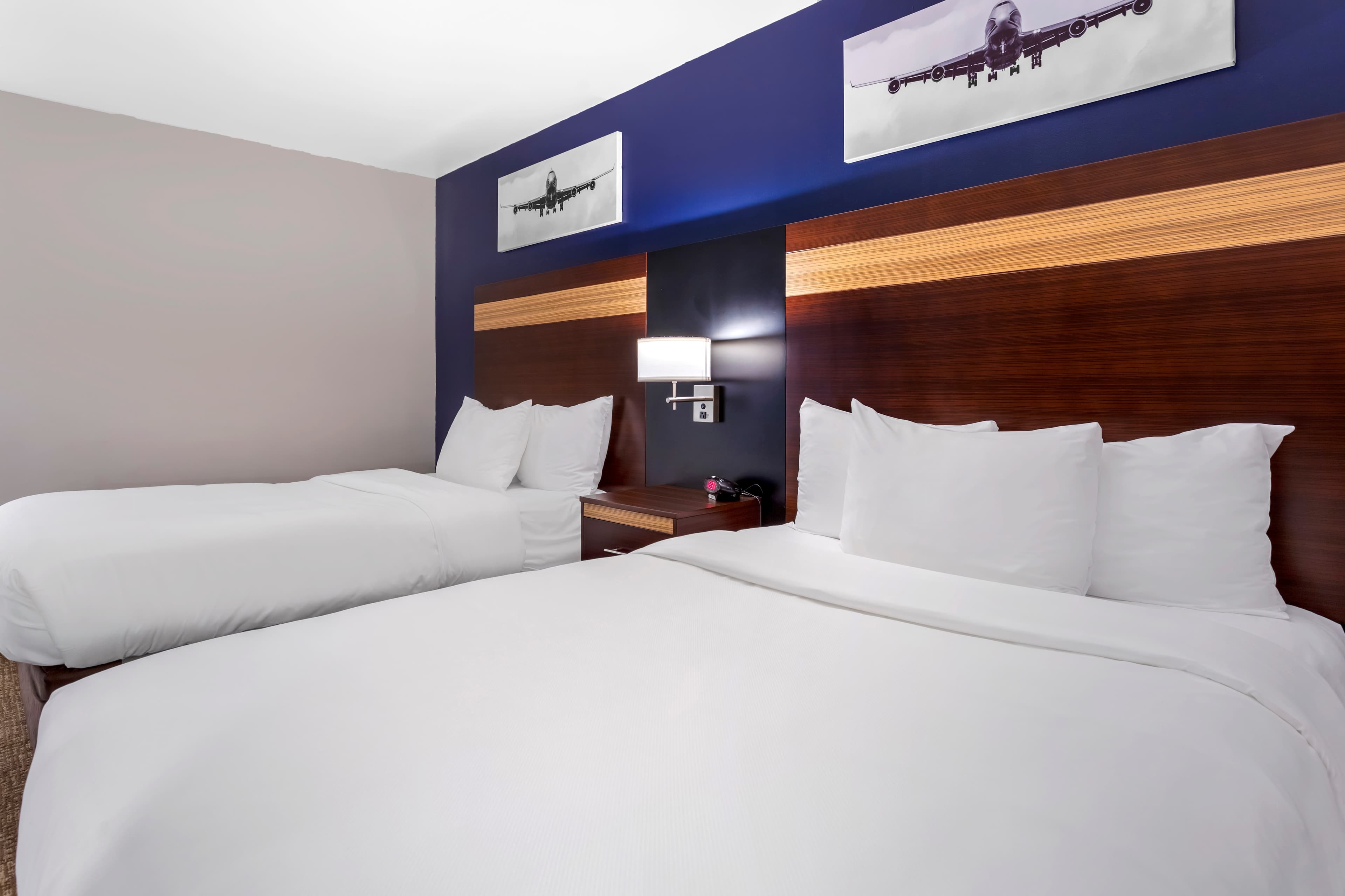 Avion Inn Near LGA Airport, an Ascend Collection Hotel - Image 1