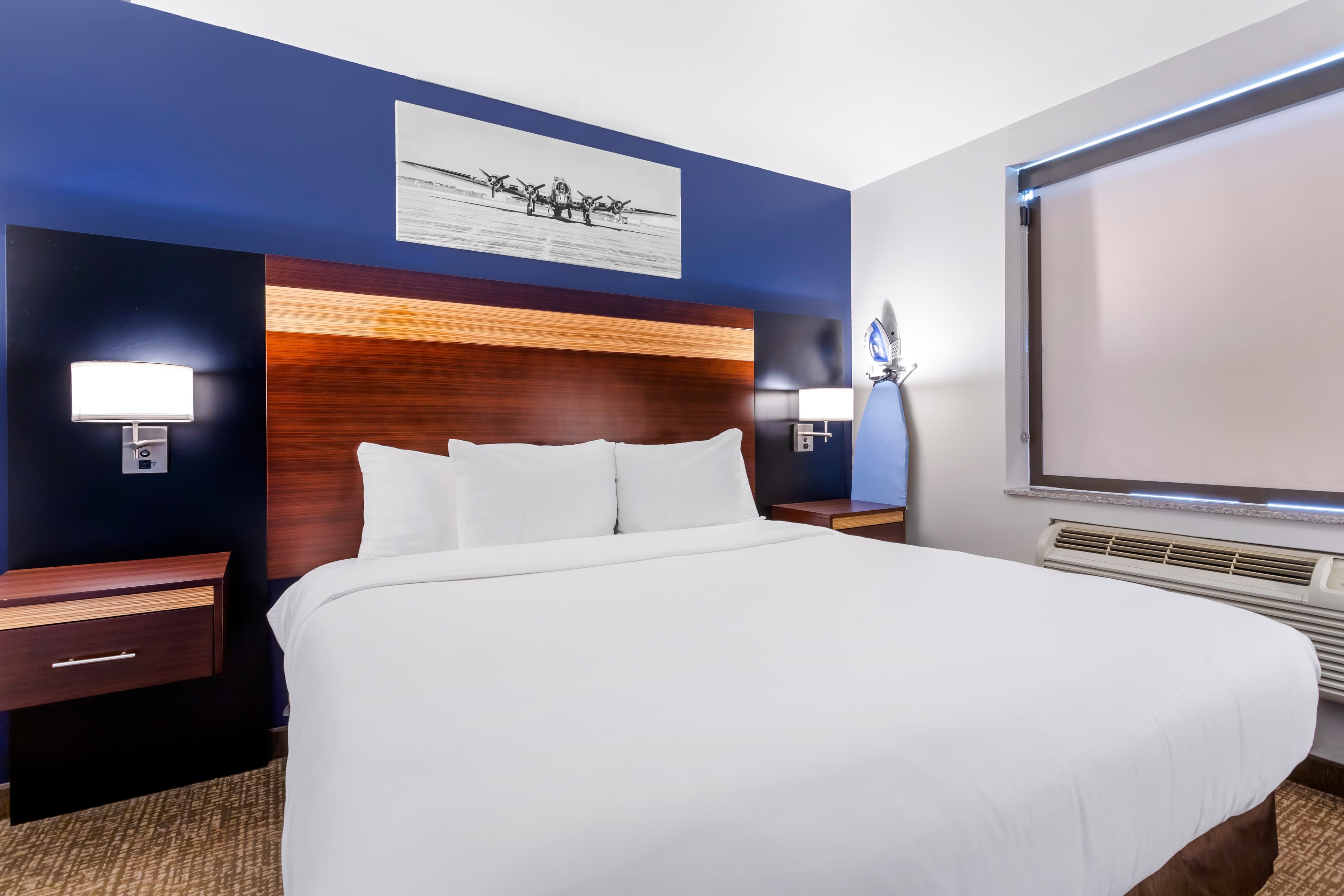 Avion Inn Near LGA Airport, an Ascend Collection Hotel - Image 2