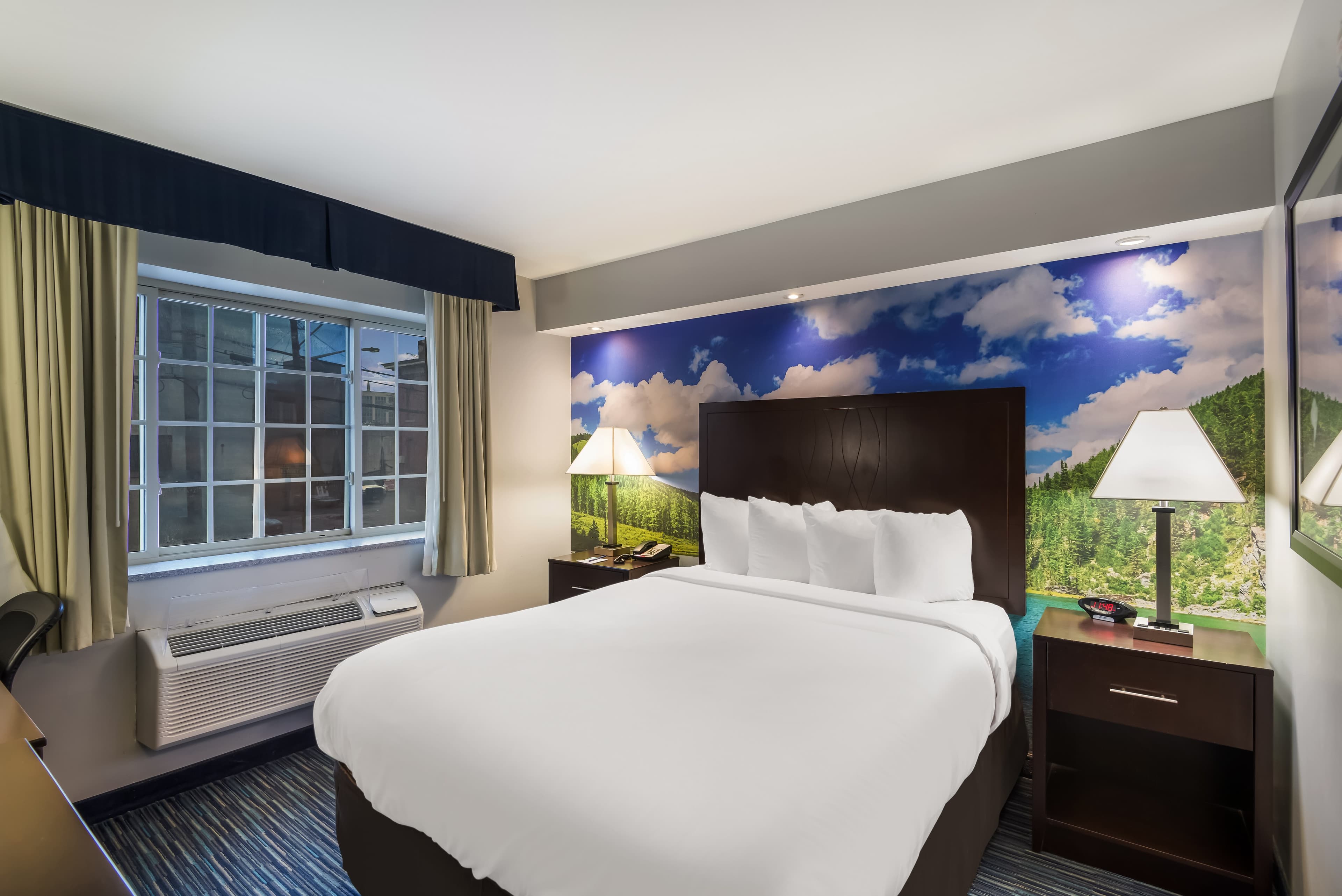 Clarion Pointe Syracuse Downtown — 14