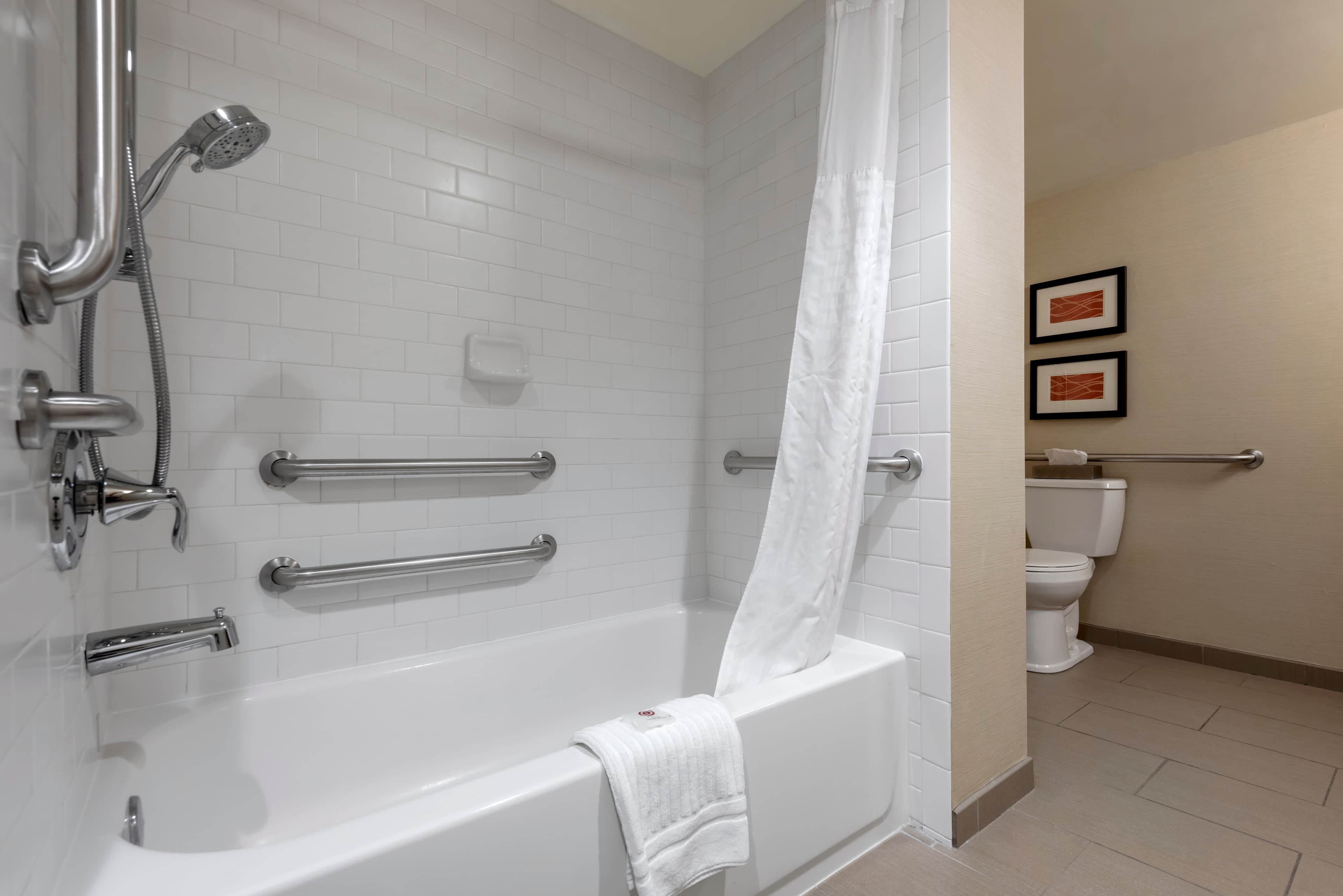 Comfort Inn The Pointe — 24