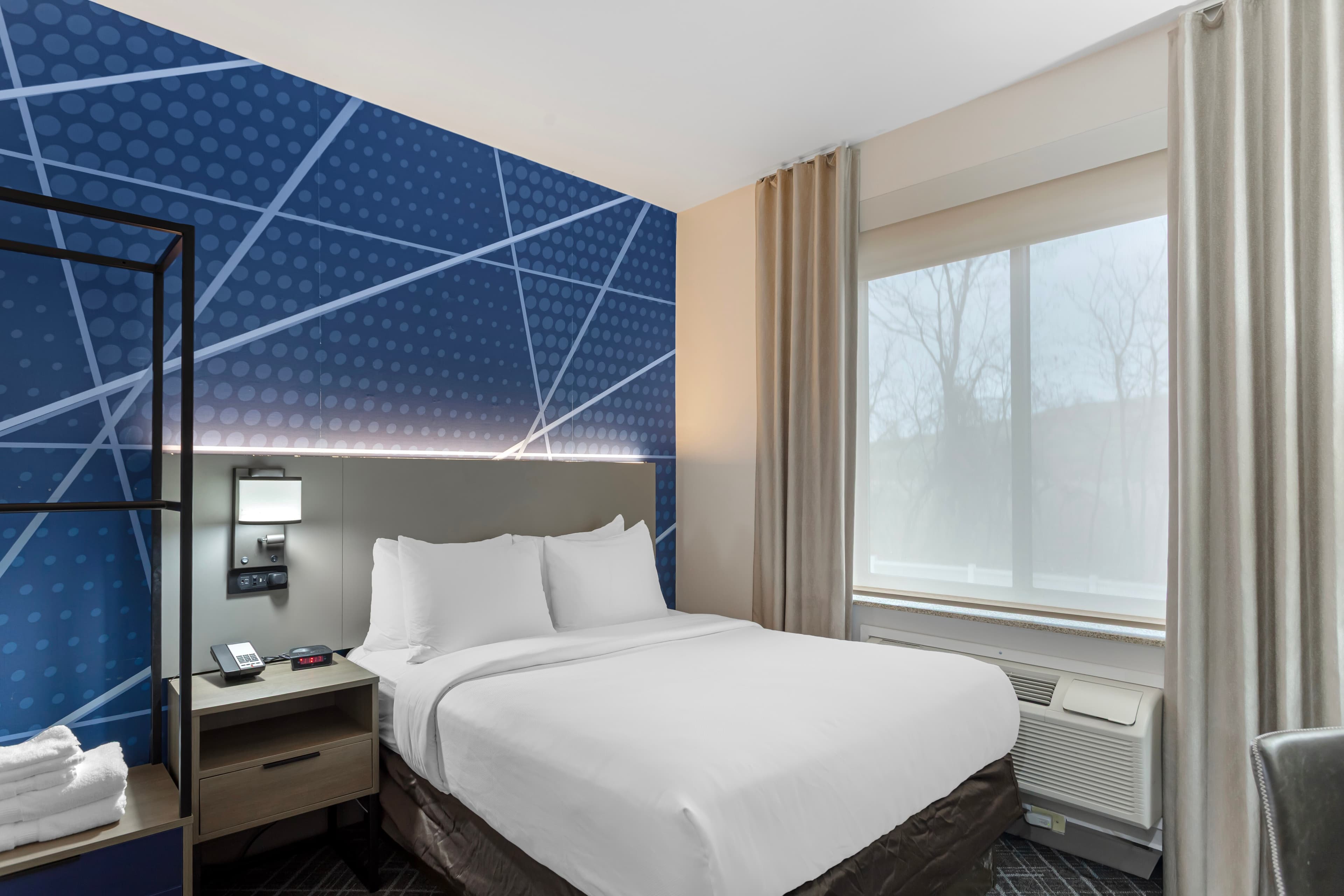 Comfort Inn - Image 2