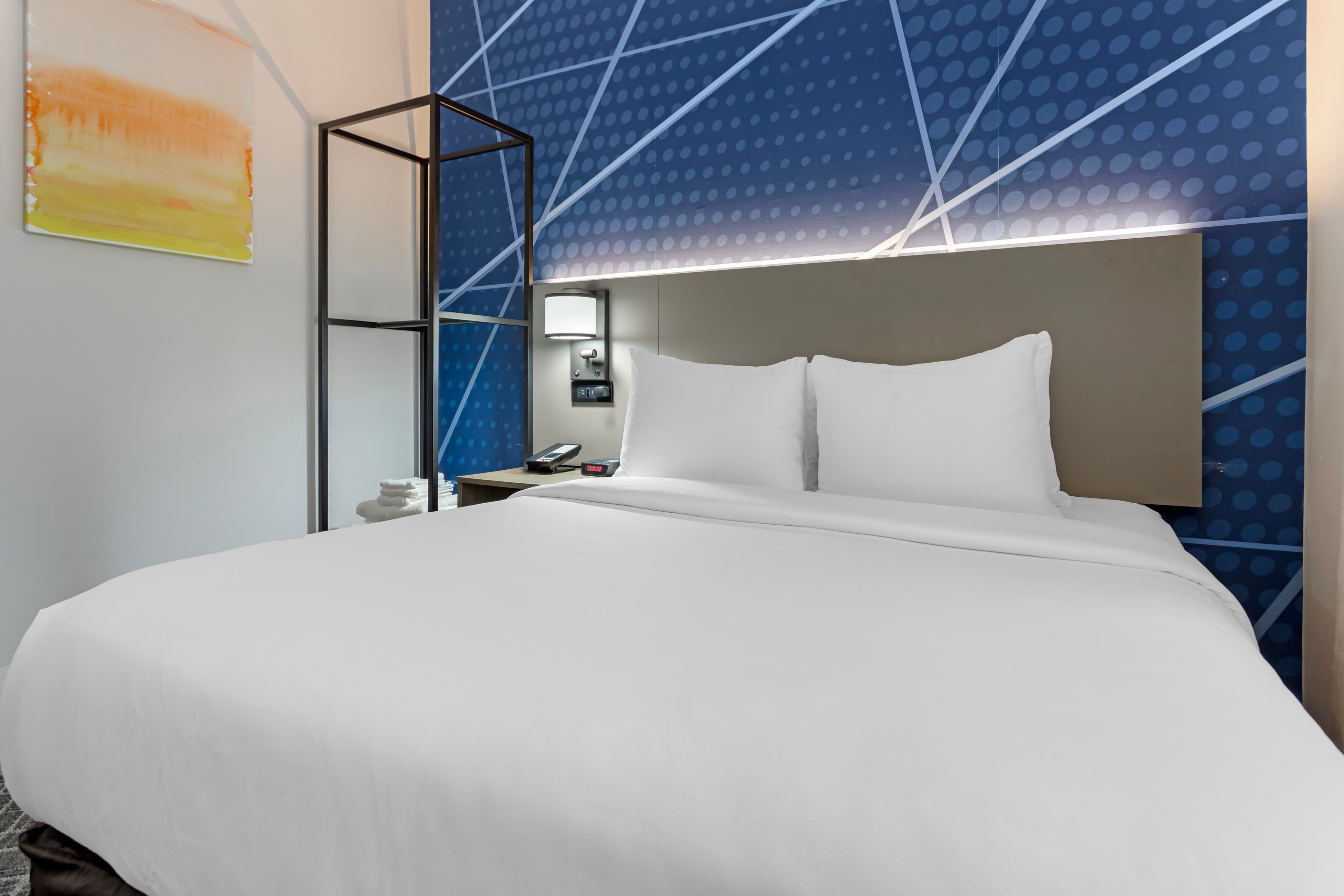 Comfort Inn - Image 3