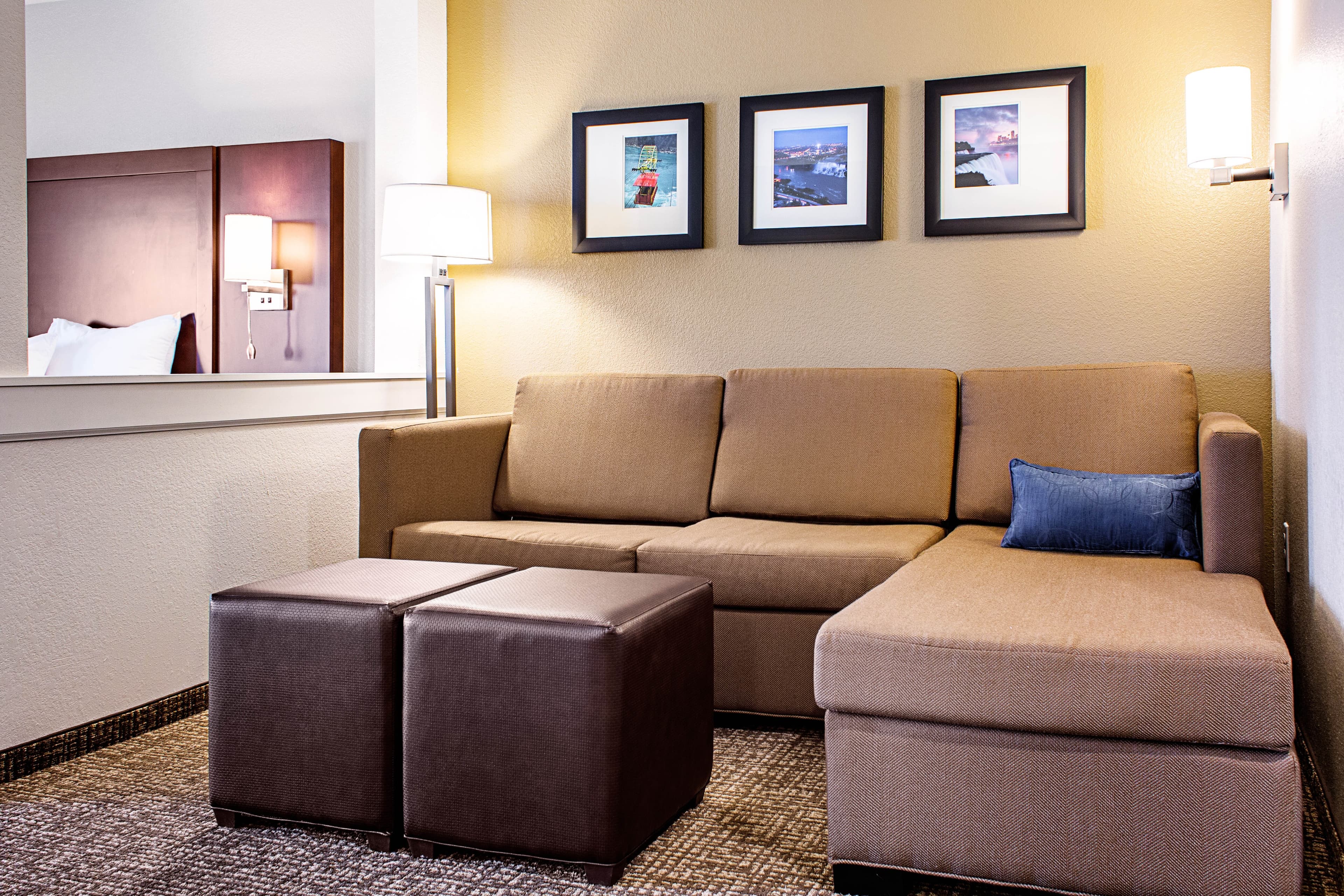 Comfort Inn & Suites Niagara Falls Blvd USA — 20