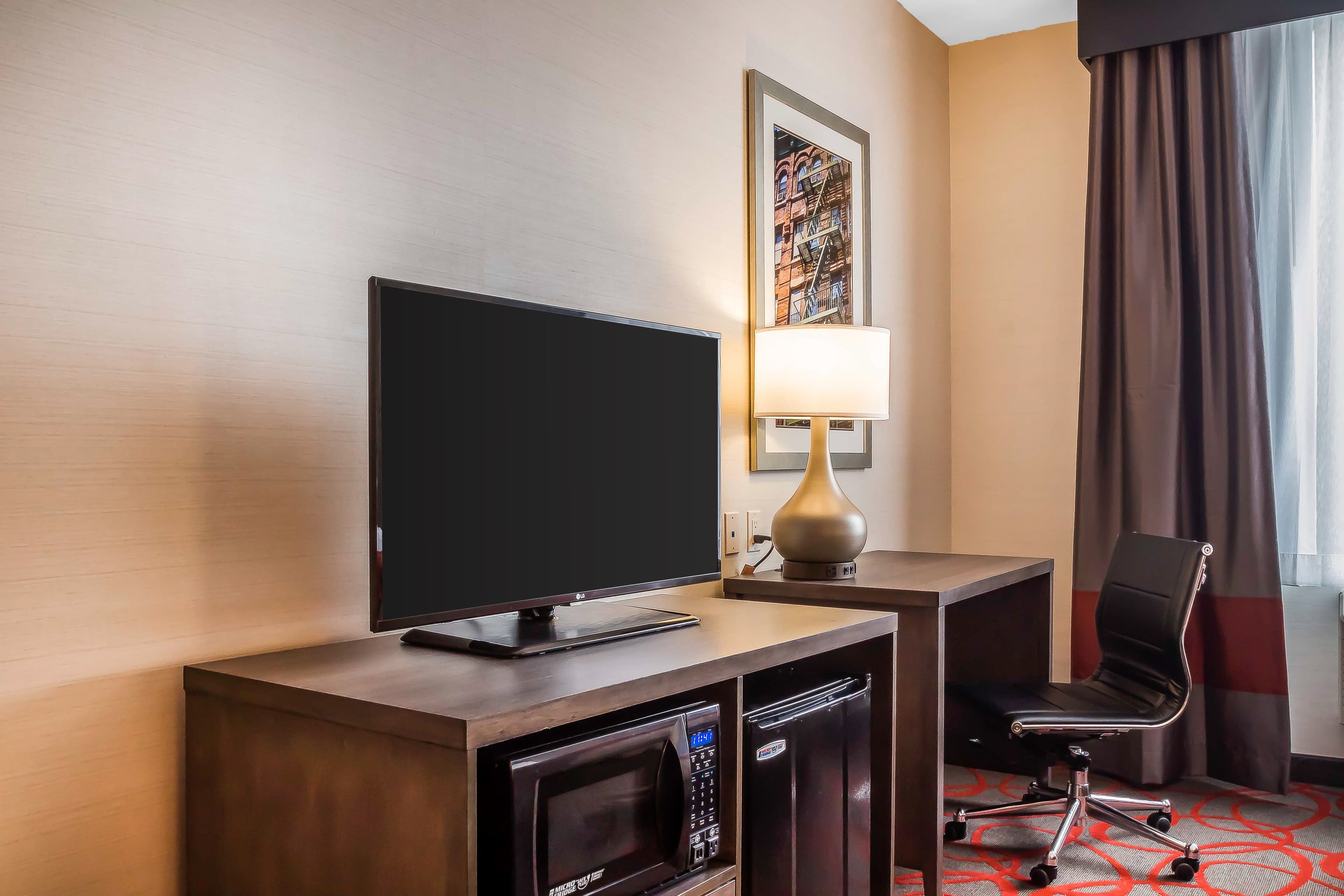 Comfort Inn & Suites near Stadium — 8