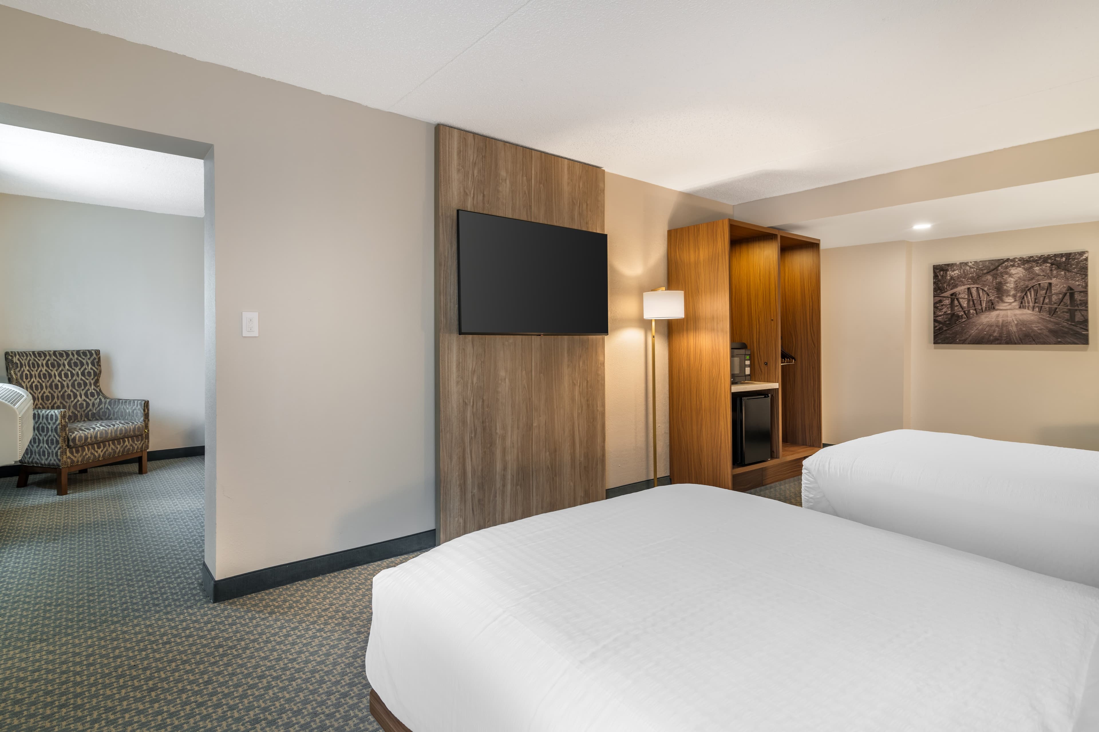 The Clocktower Hotel Latham - North Albany, an Ascend Collection Hotel — 9