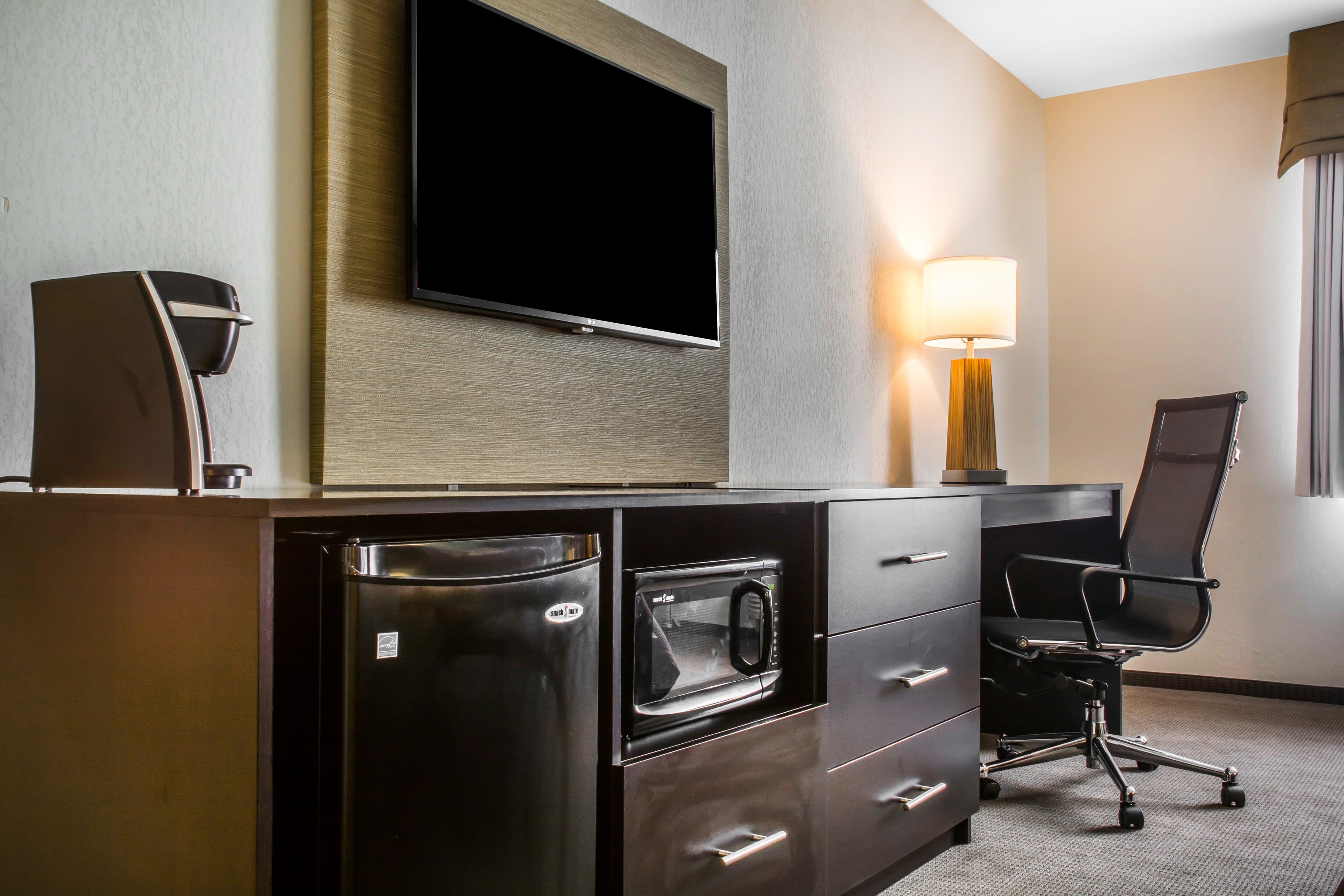 Sleep Inn & Suites Syracuse Airport - Image 4