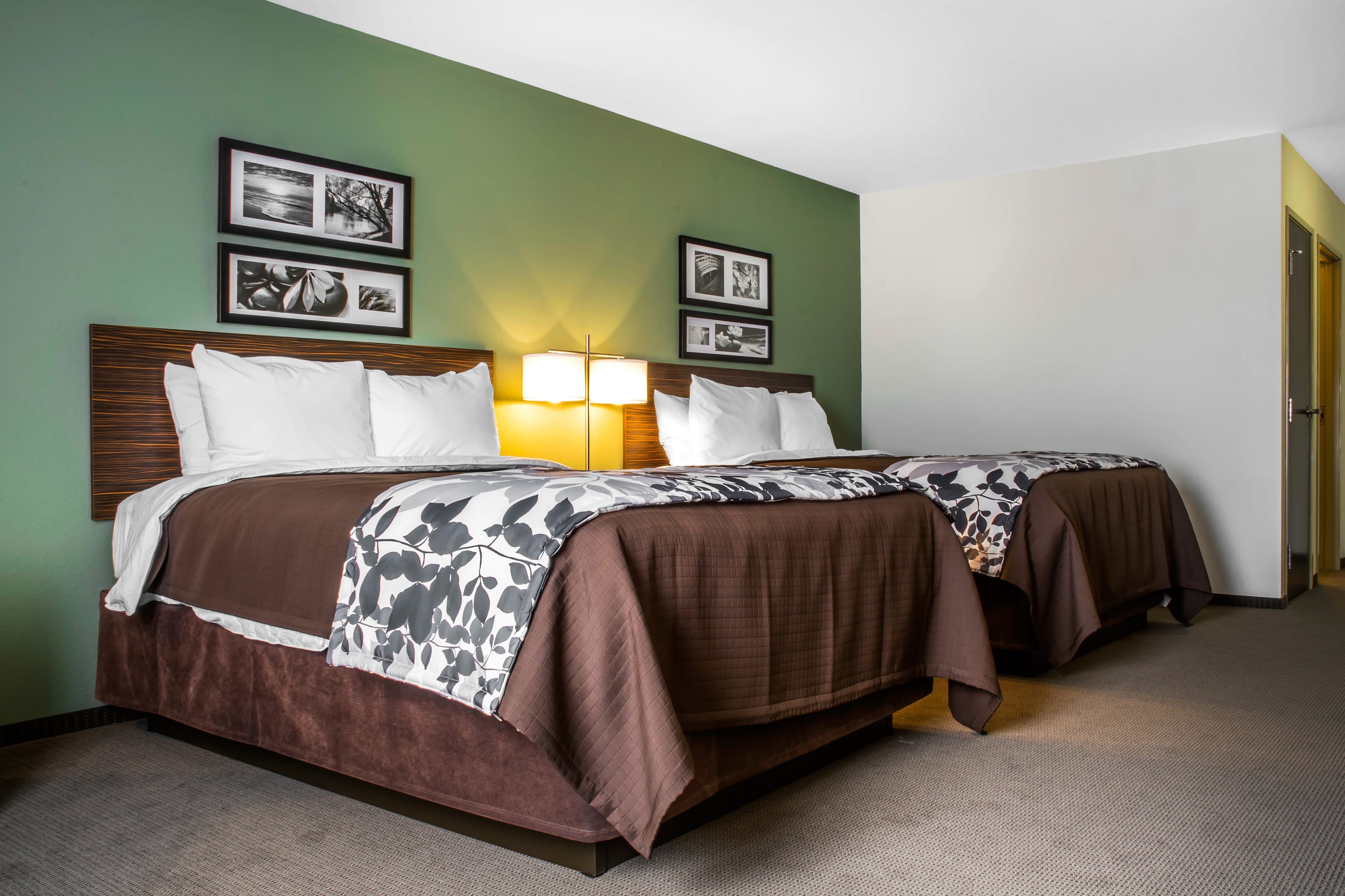 Sleep Inn & Suites Syracuse Airport — 8