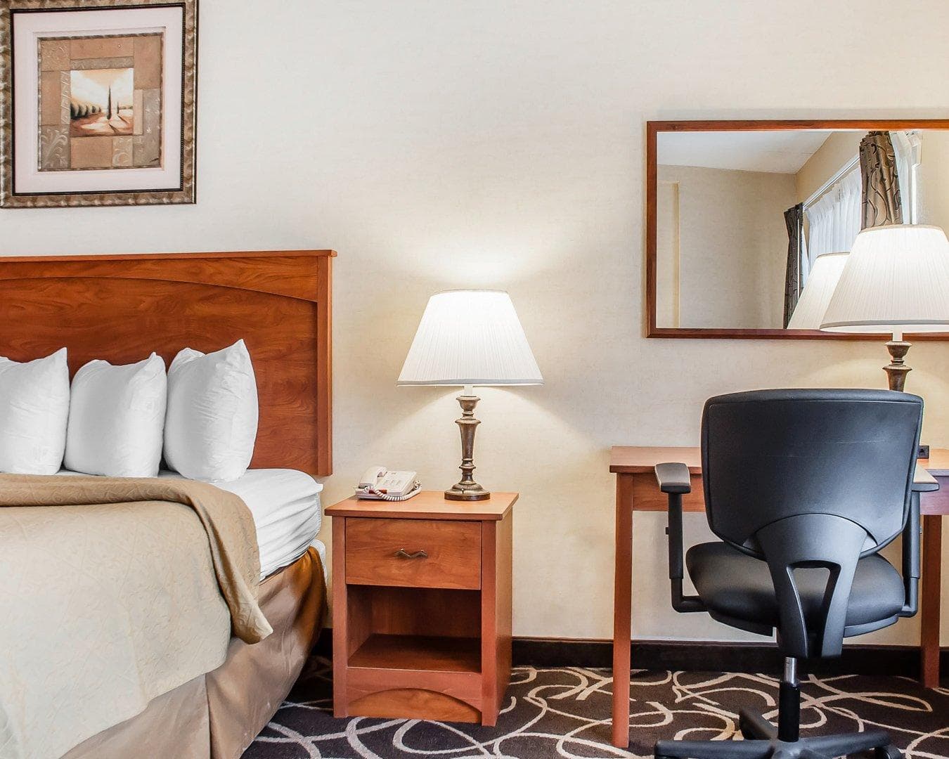 Quality Hotel & Suites At The Falls — 10
