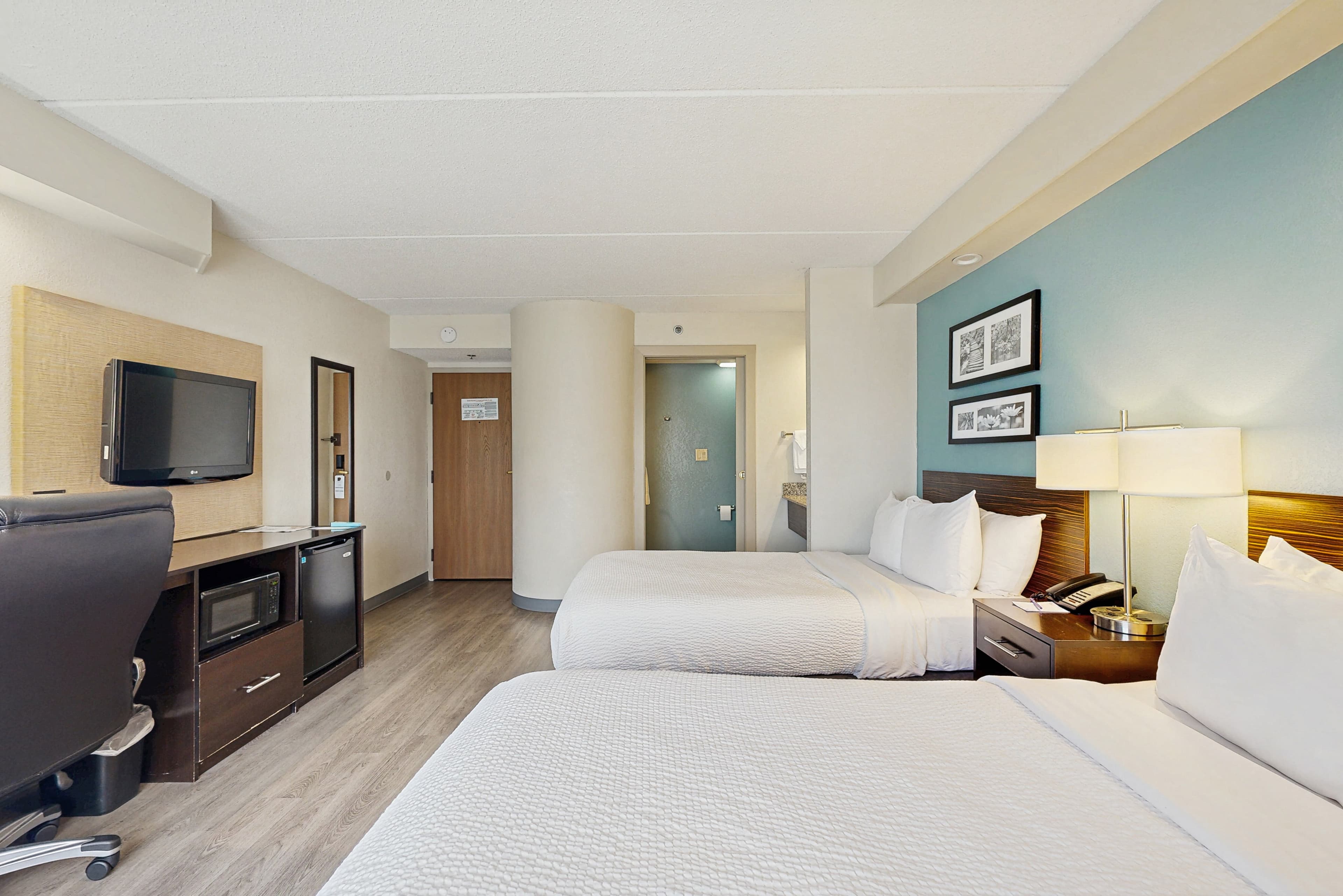 Sleep Inn & Suites Buffalo Airport — 6