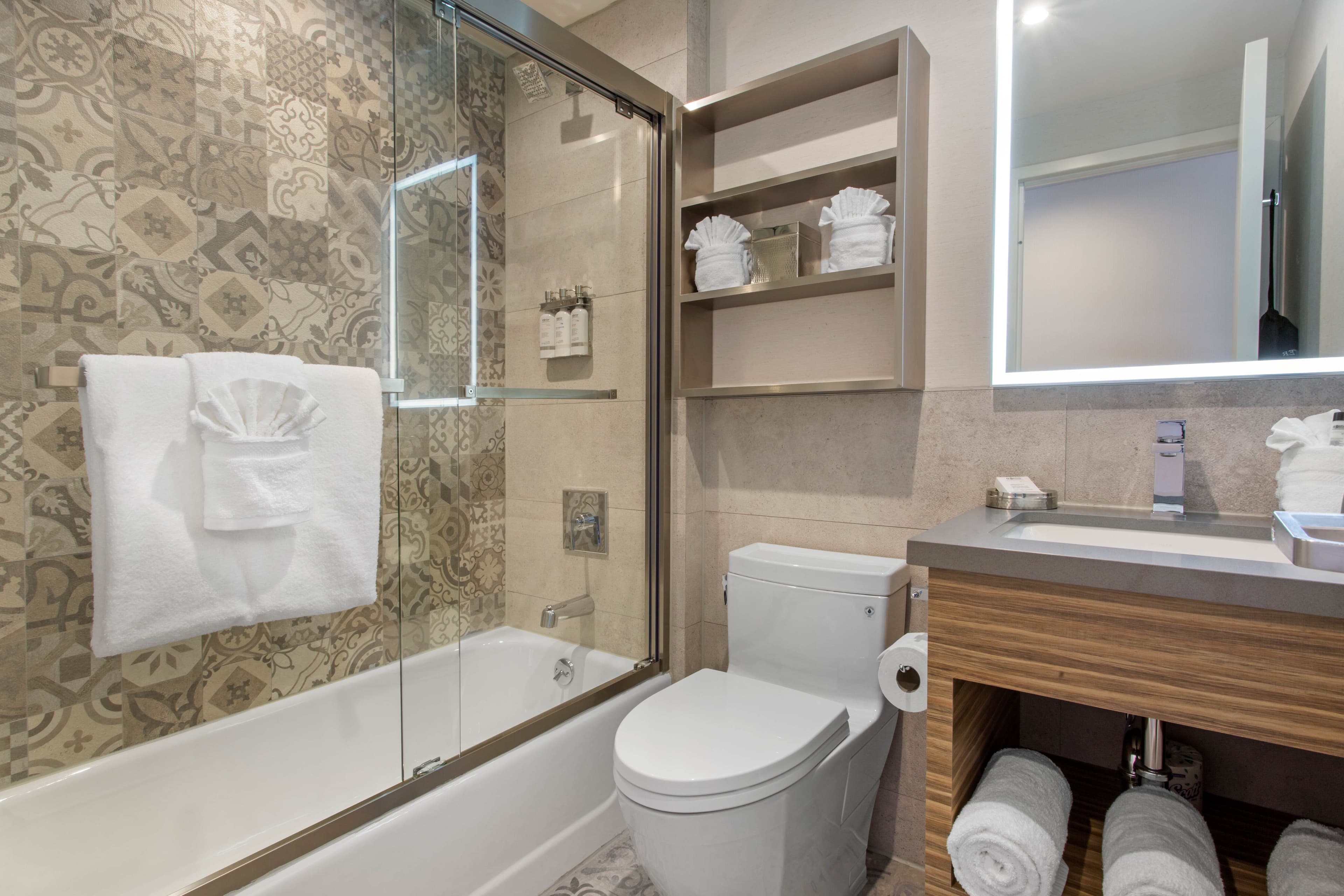 Insignia Hotel Brooklyn, an Ascend Collection Hotel — 9