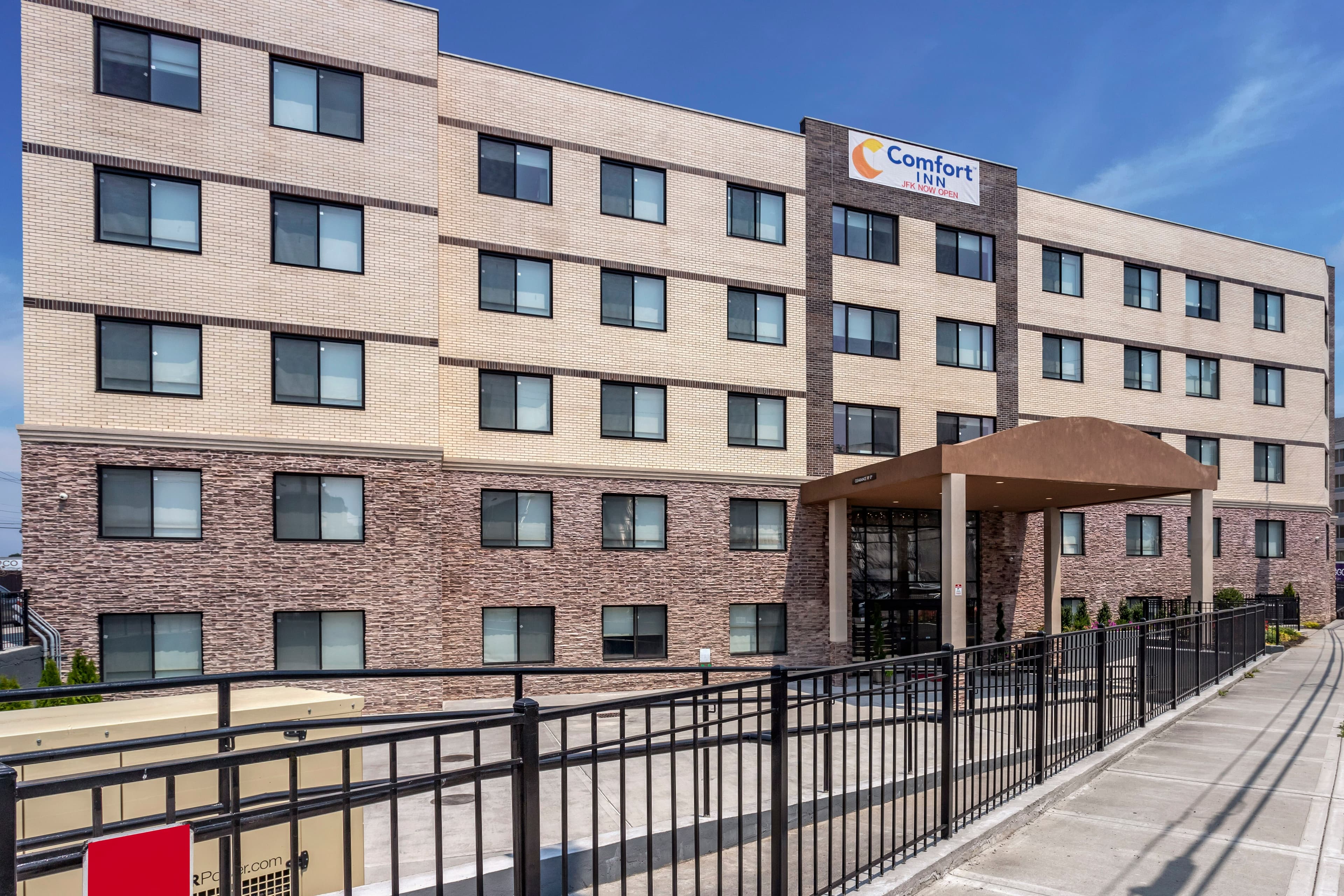 Comfort Inn JFK Airport - Image 1