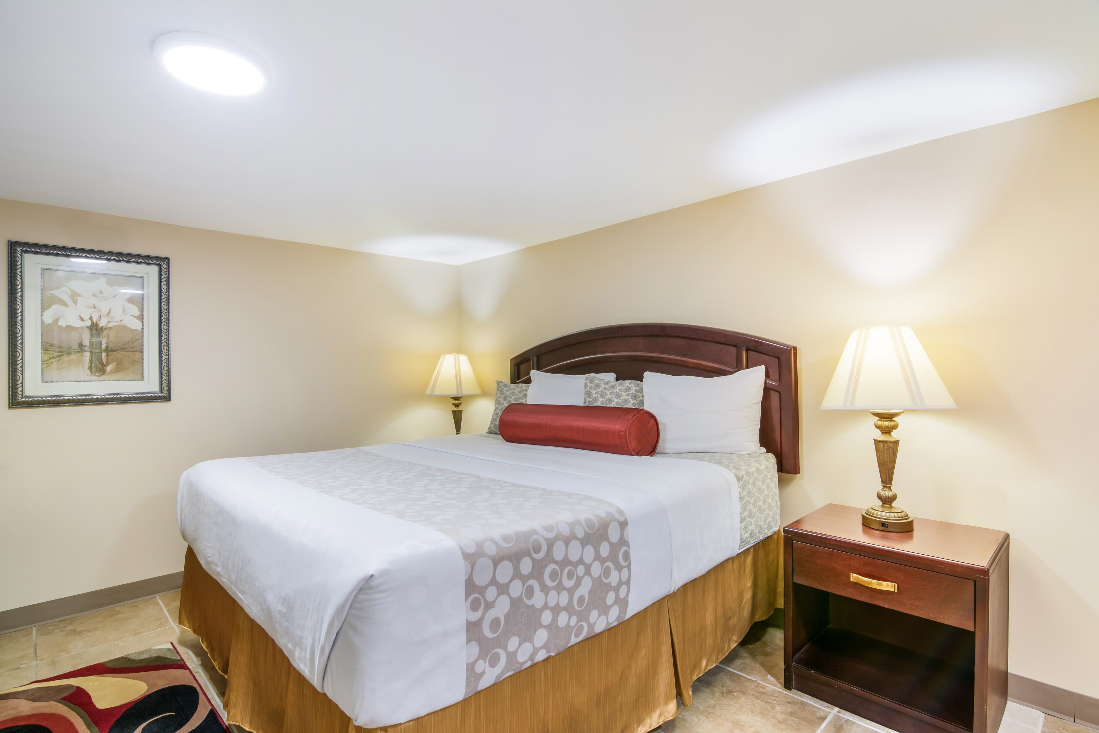 Rodeway Inn - Image 1