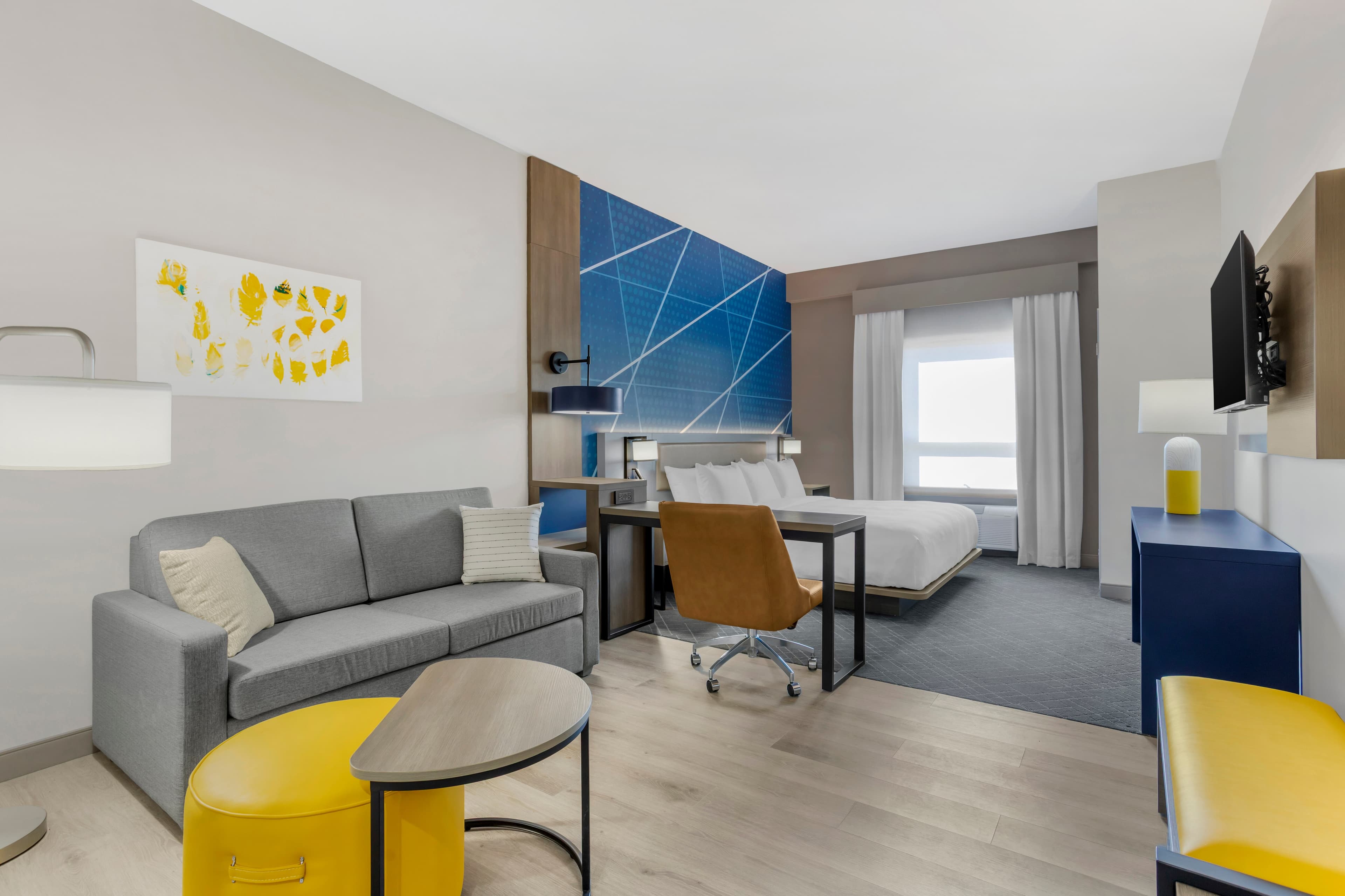 Comfort Suites Central Valley - Woodbury - Image 4