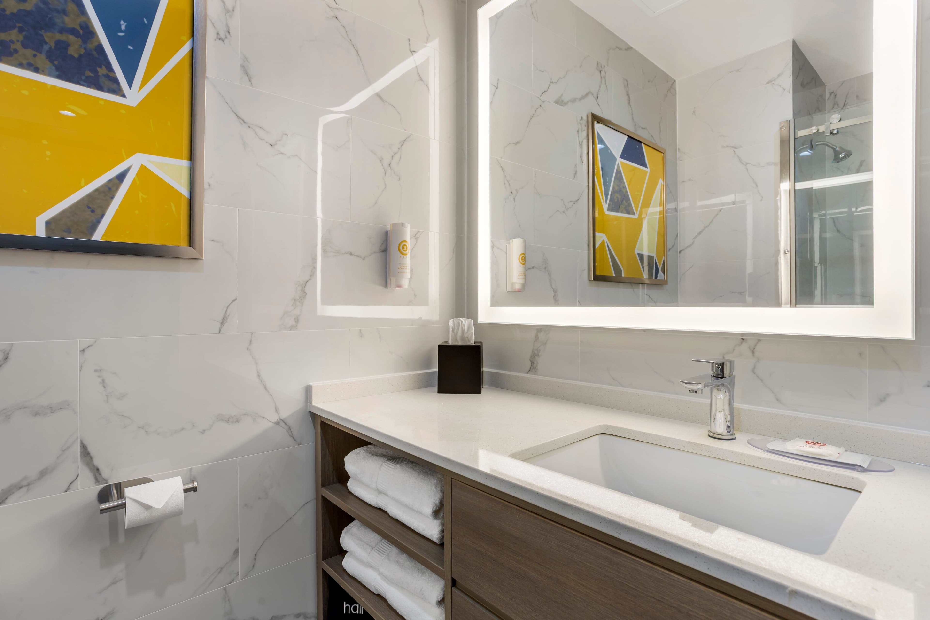 Comfort Suites Central Valley - Woodbury — 14