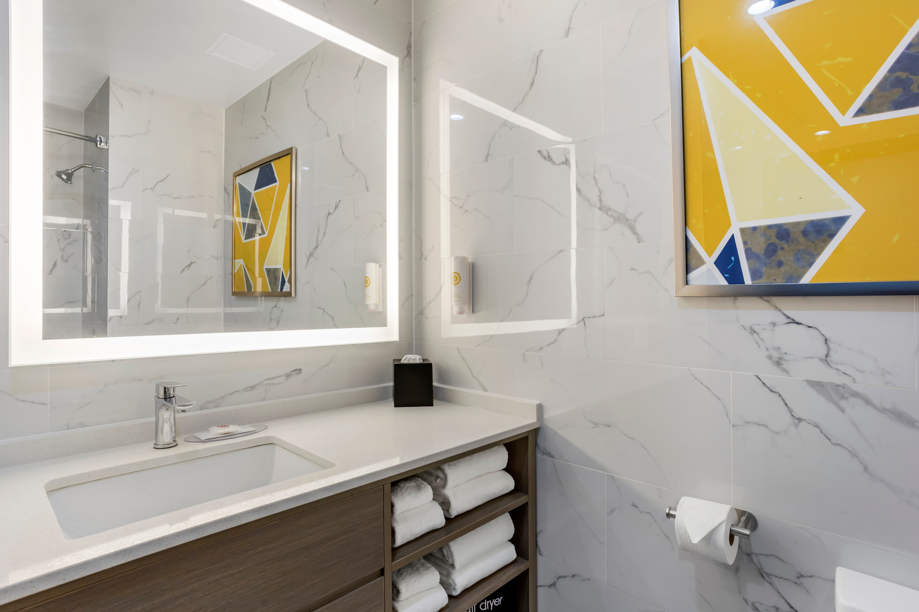 Comfort Suites Central Valley - Woodbury — 18