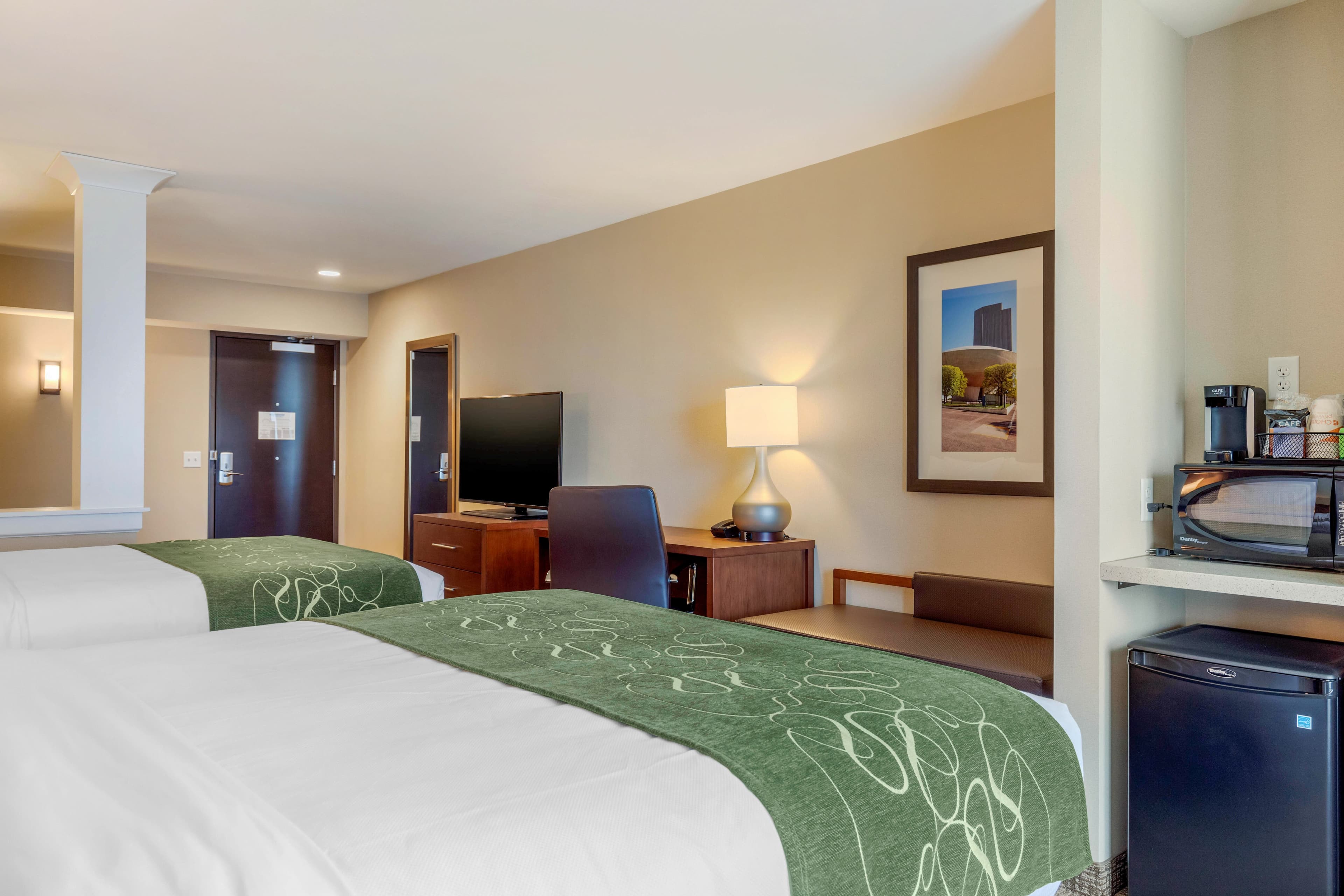 Comfort Inn & Suites Schenectady -Scotia — 20
