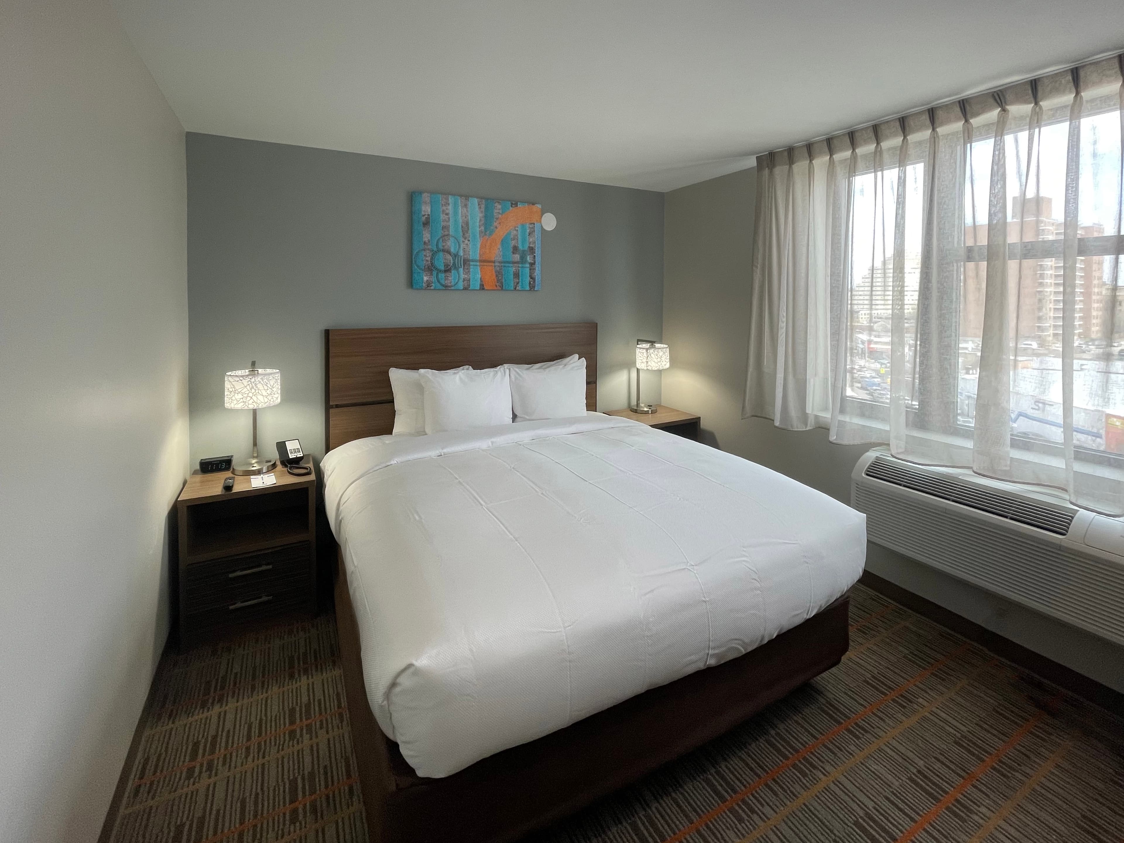 MainStay Suites Bronx - Belmont — 14