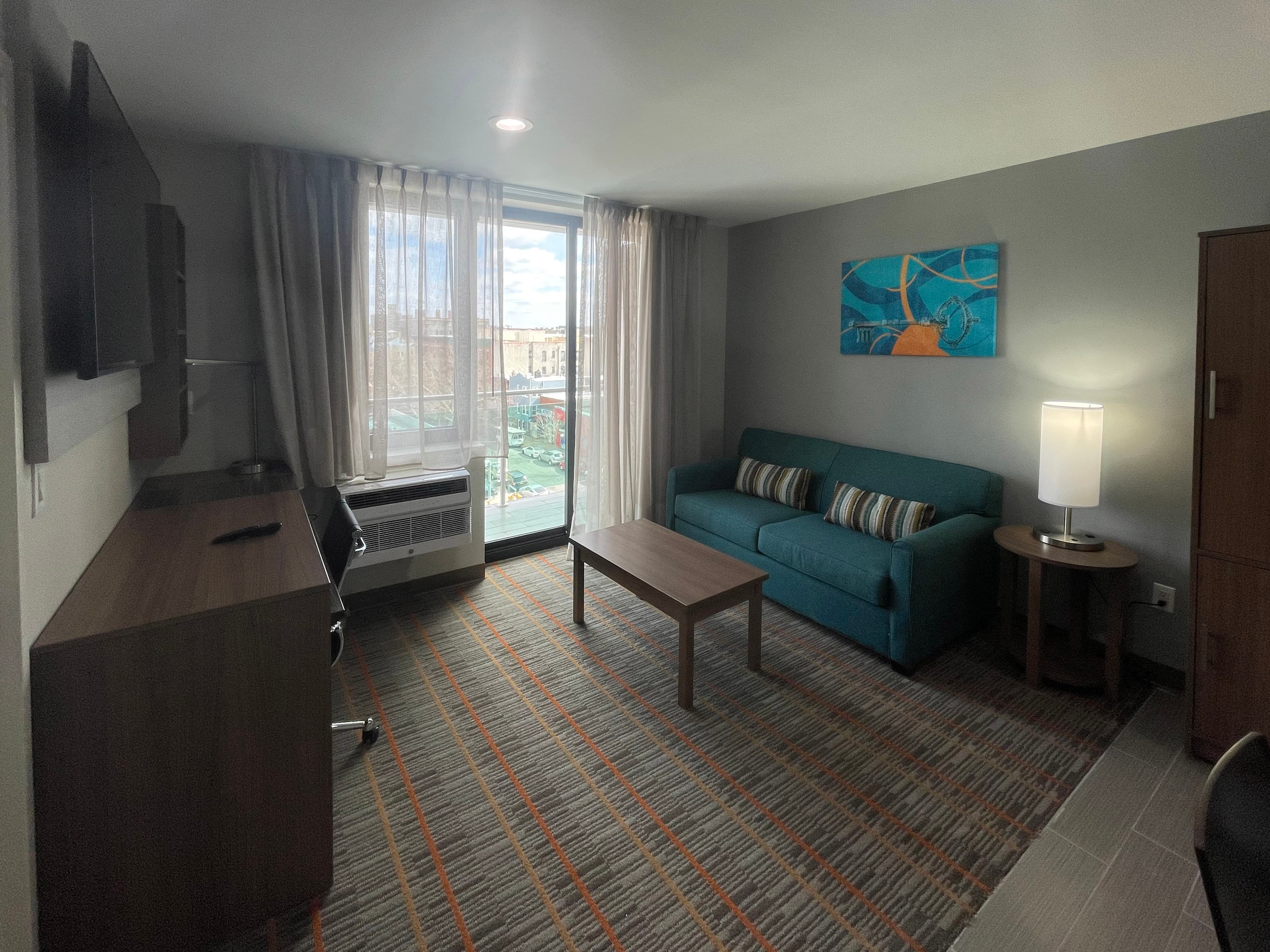 MainStay Suites Bronx - Belmont — 9