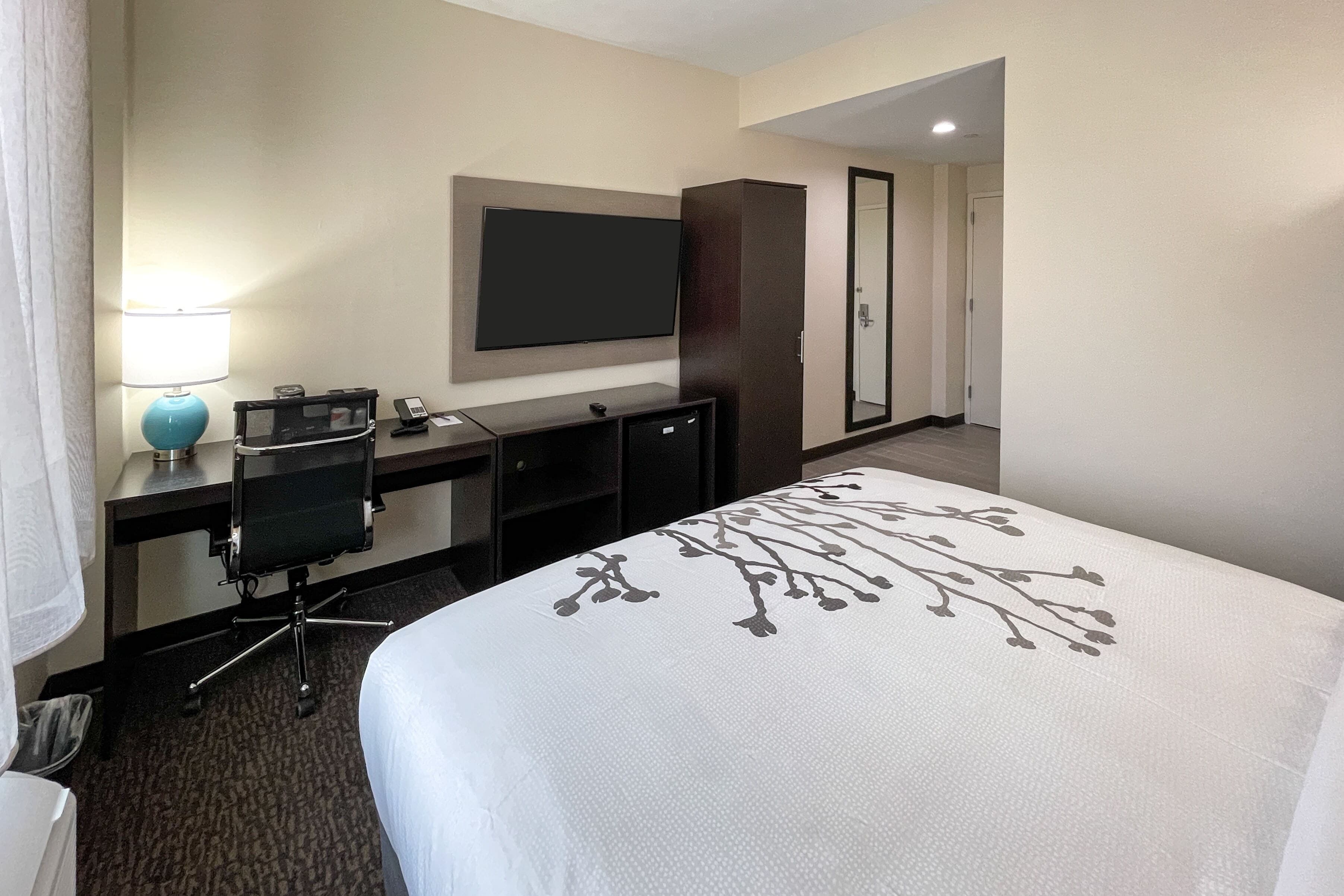 Sleep Inn Bronx - Belmont — 8