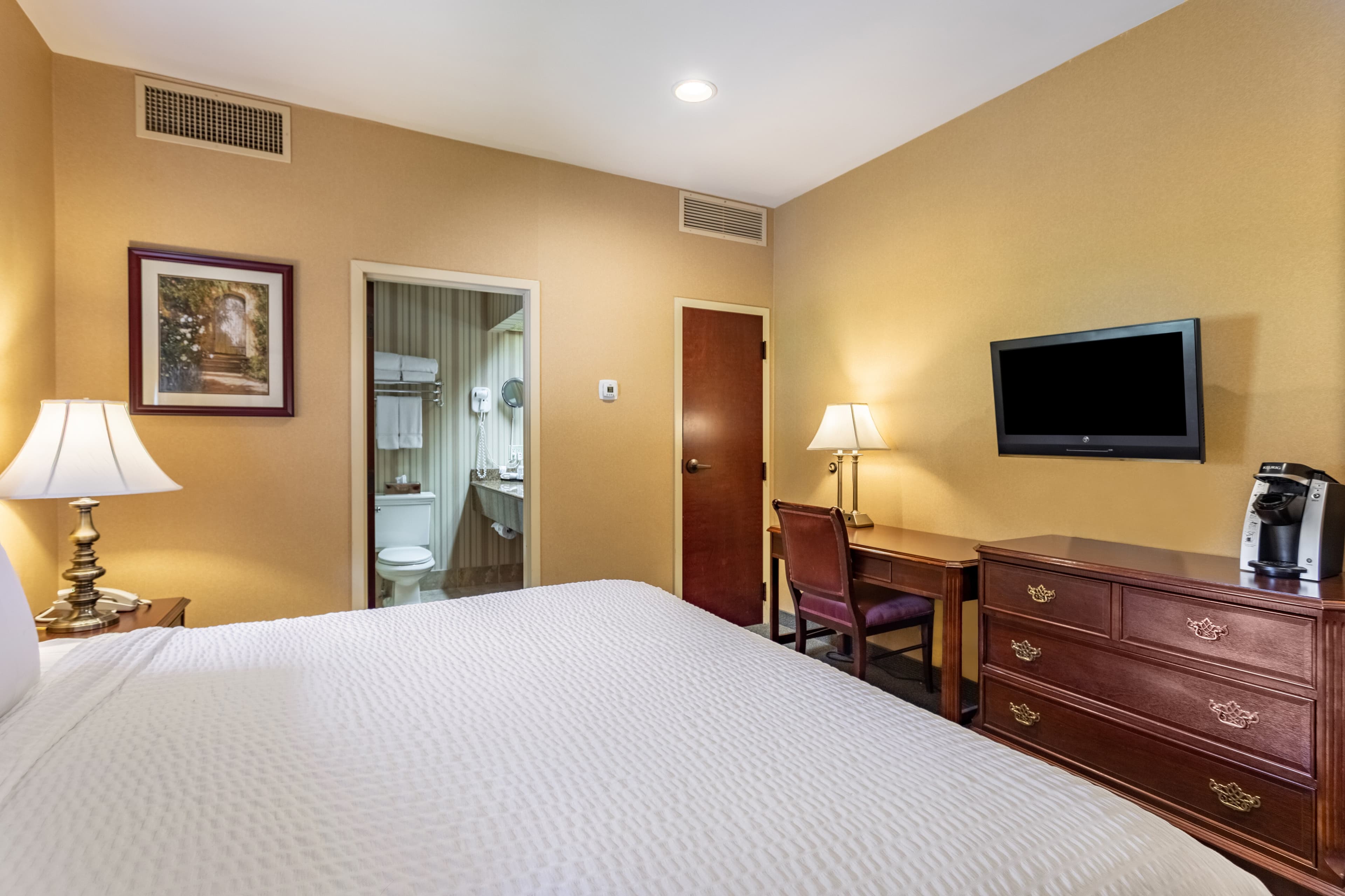 Traditions Hotel & Spa Johnson City - Binghamton, an Ascend Collection Hotel — 14