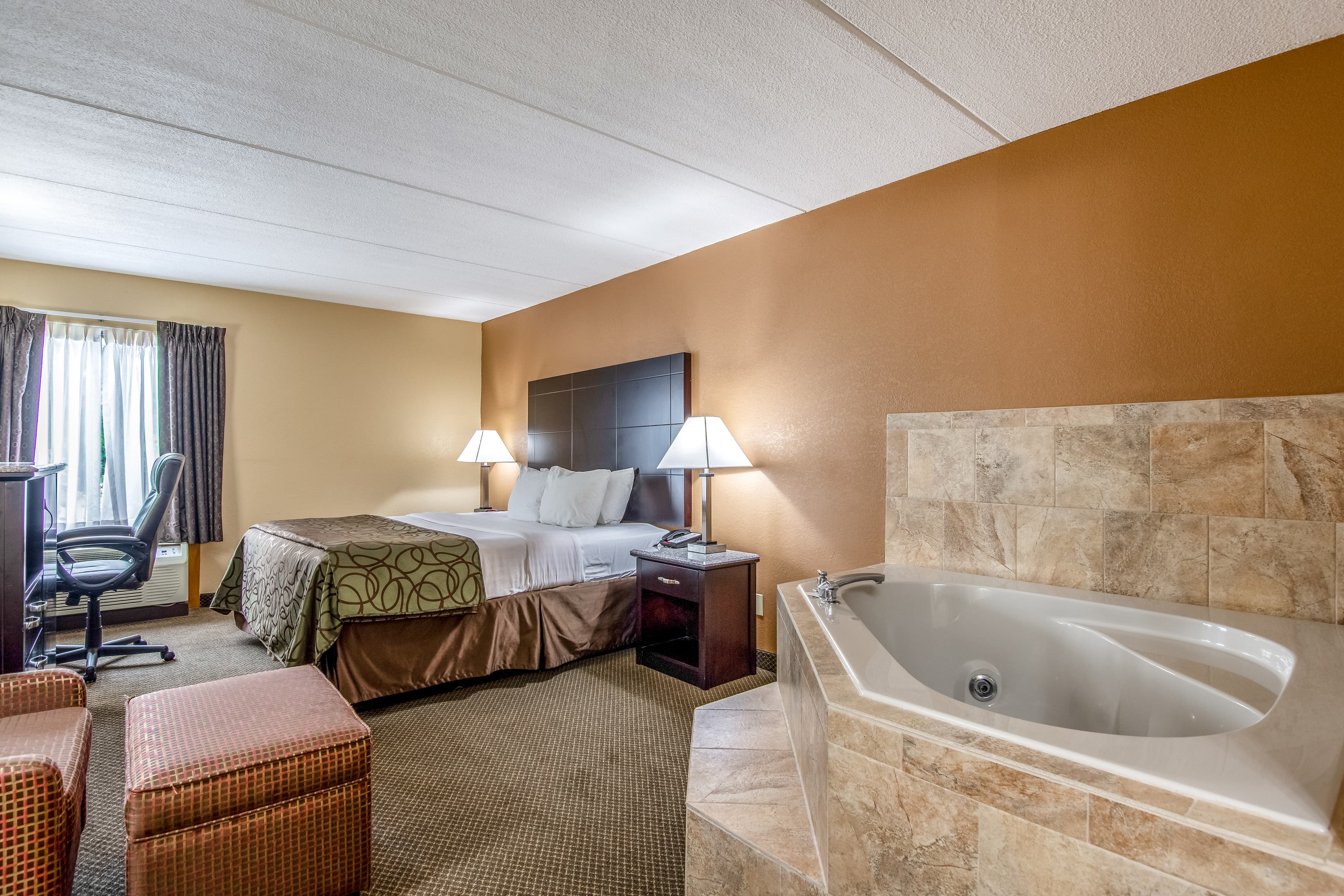 Quality Inn Tully I-81 — 16