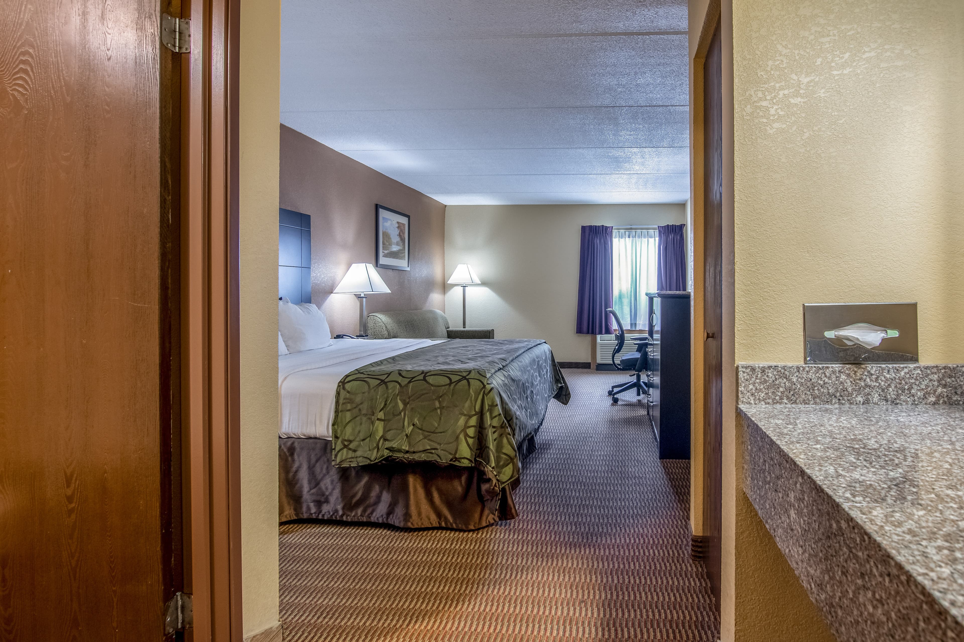 Quality Inn Tully I-81 — 13
