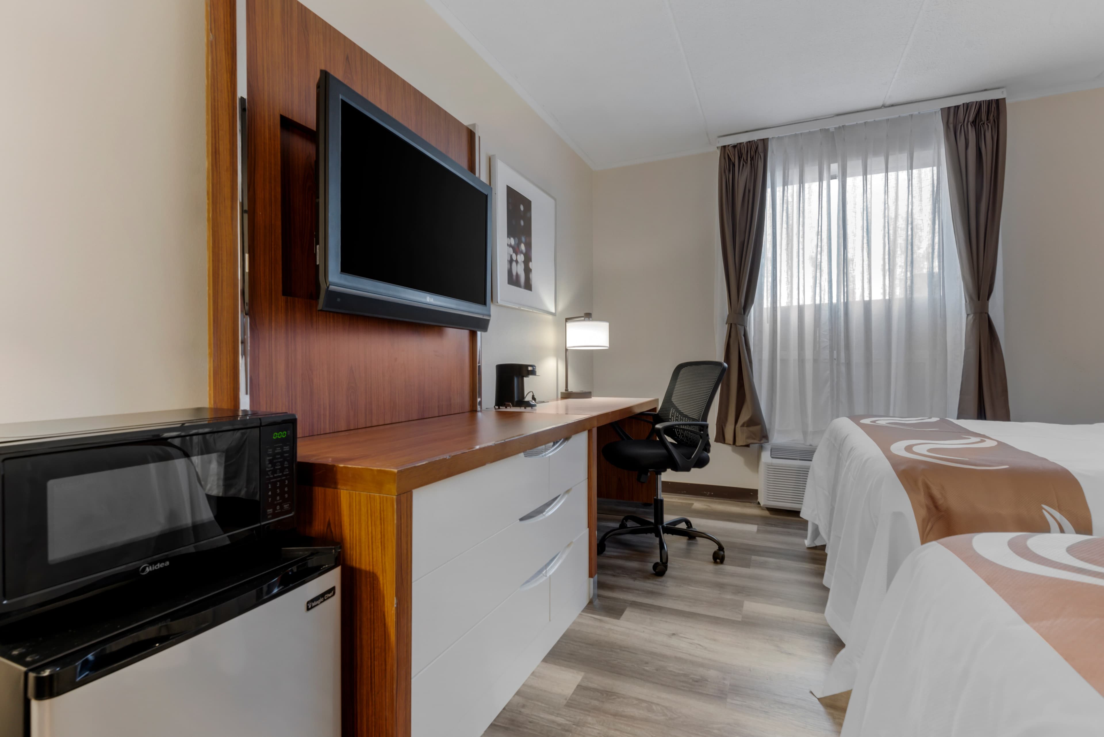Quality Inn & Suites New Hartford - Utica — 13