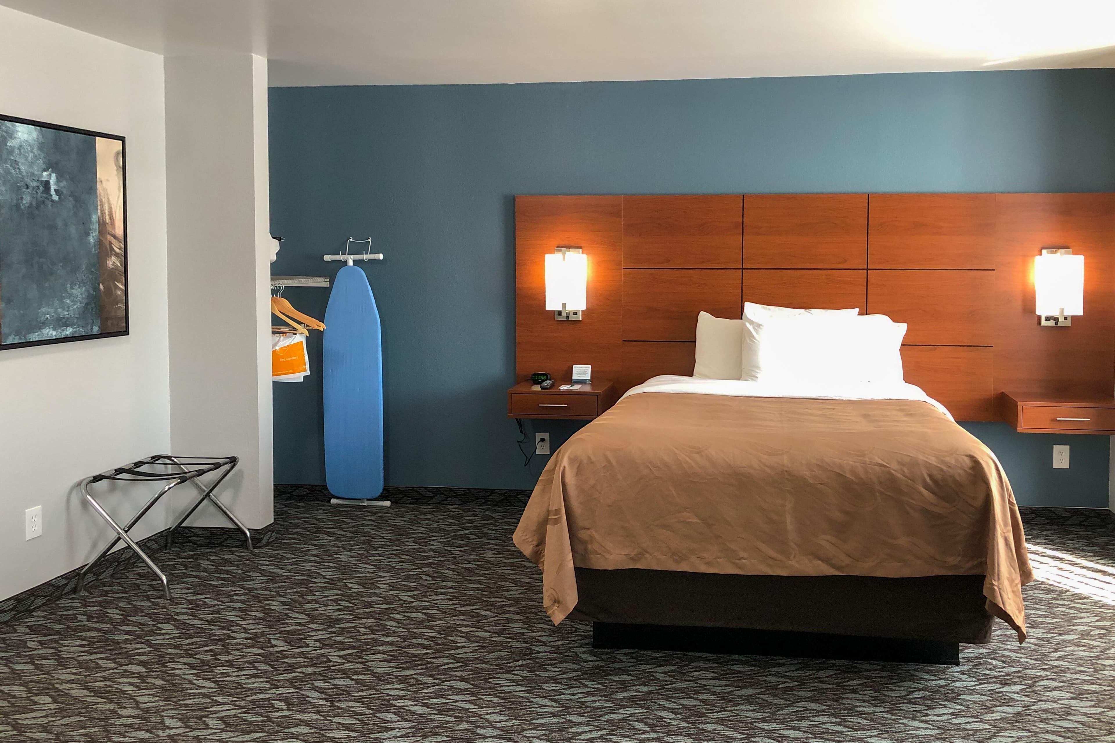 Quality Inn & Suites Watertown Fort Drum - Image 5