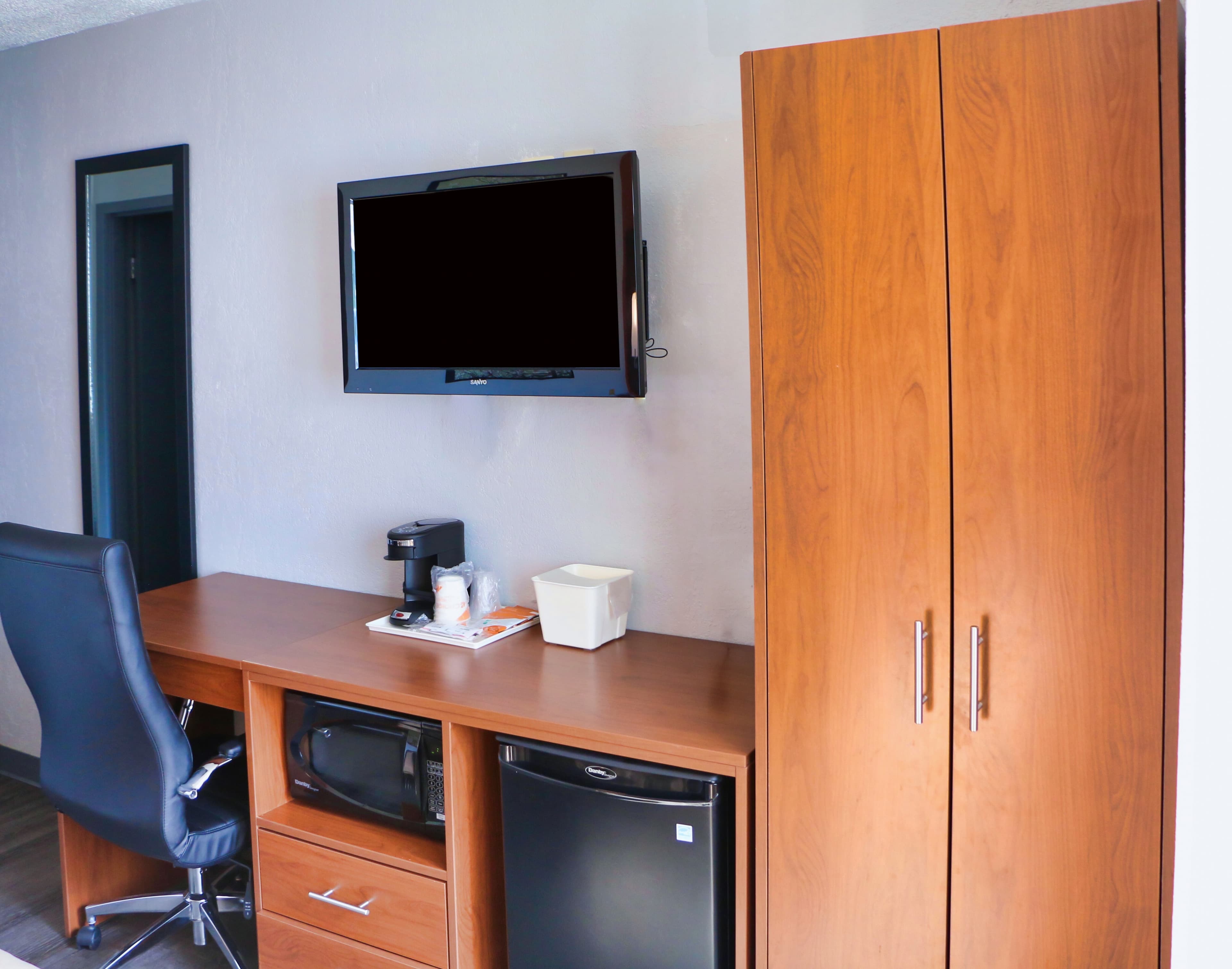 Quality Inn & Suites Watertown Fort Drum — 10