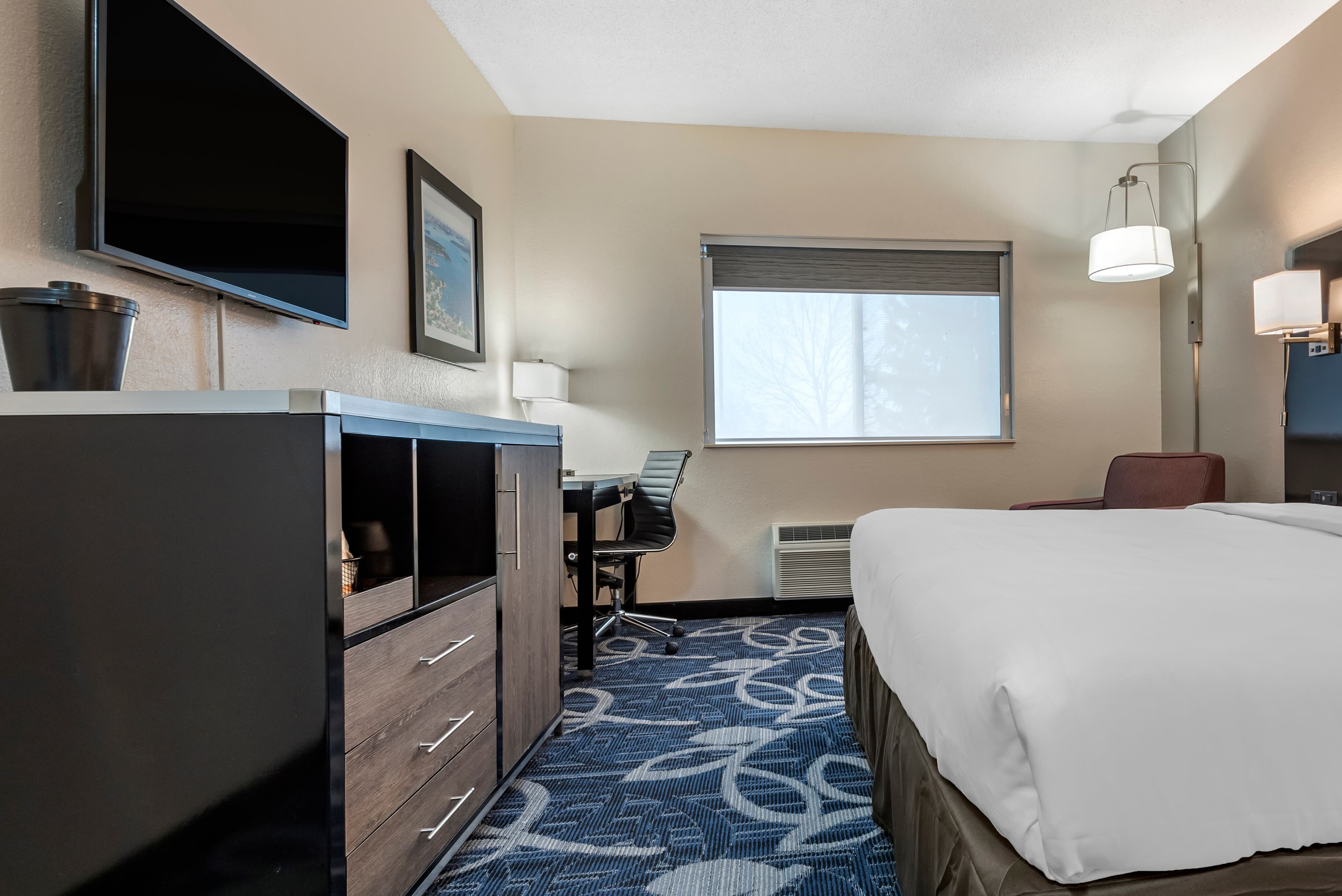 Comfort Inn & Suites Liverpool - Syracuse - Image 4