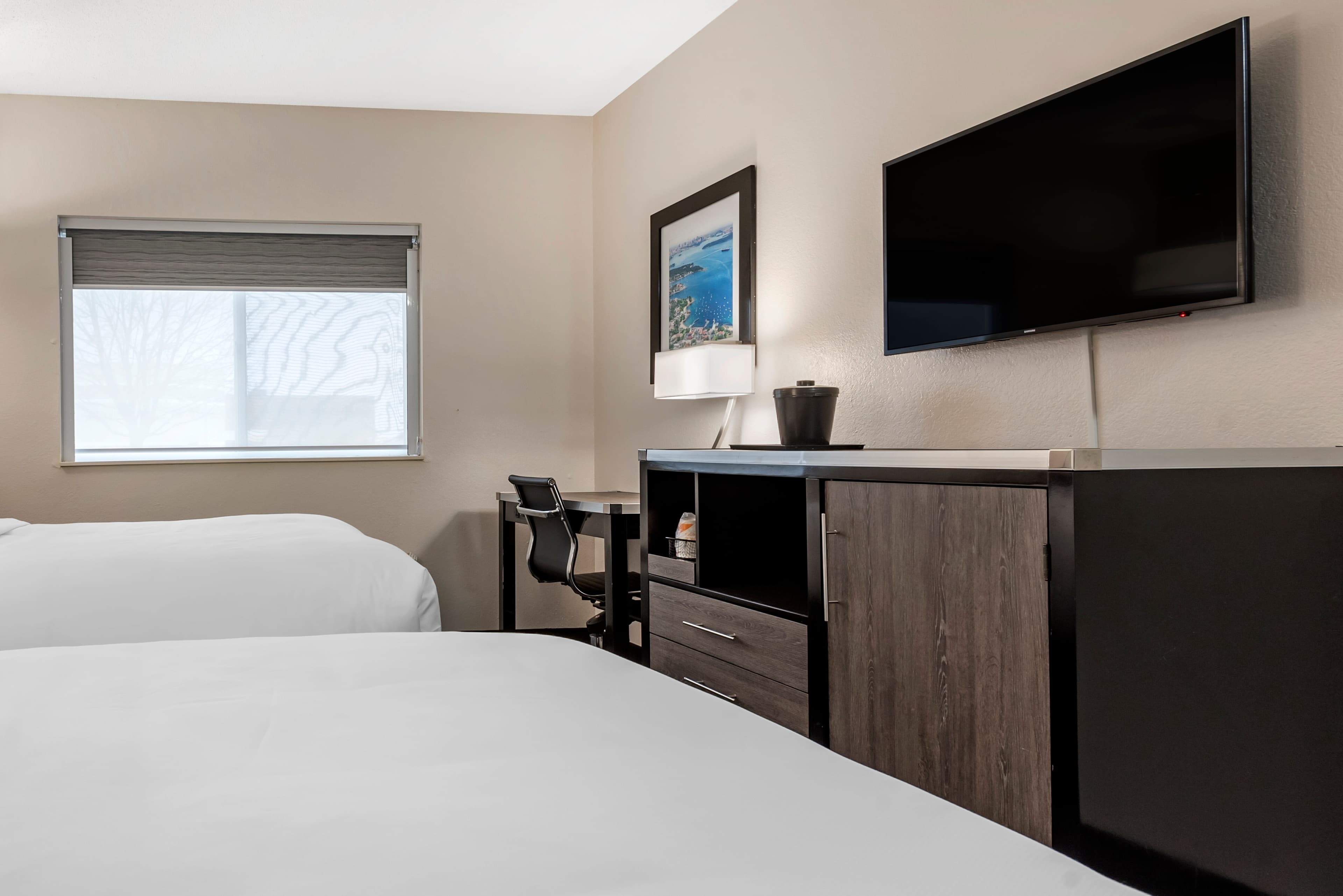 Comfort Inn & Suites Liverpool - Syracuse — 8