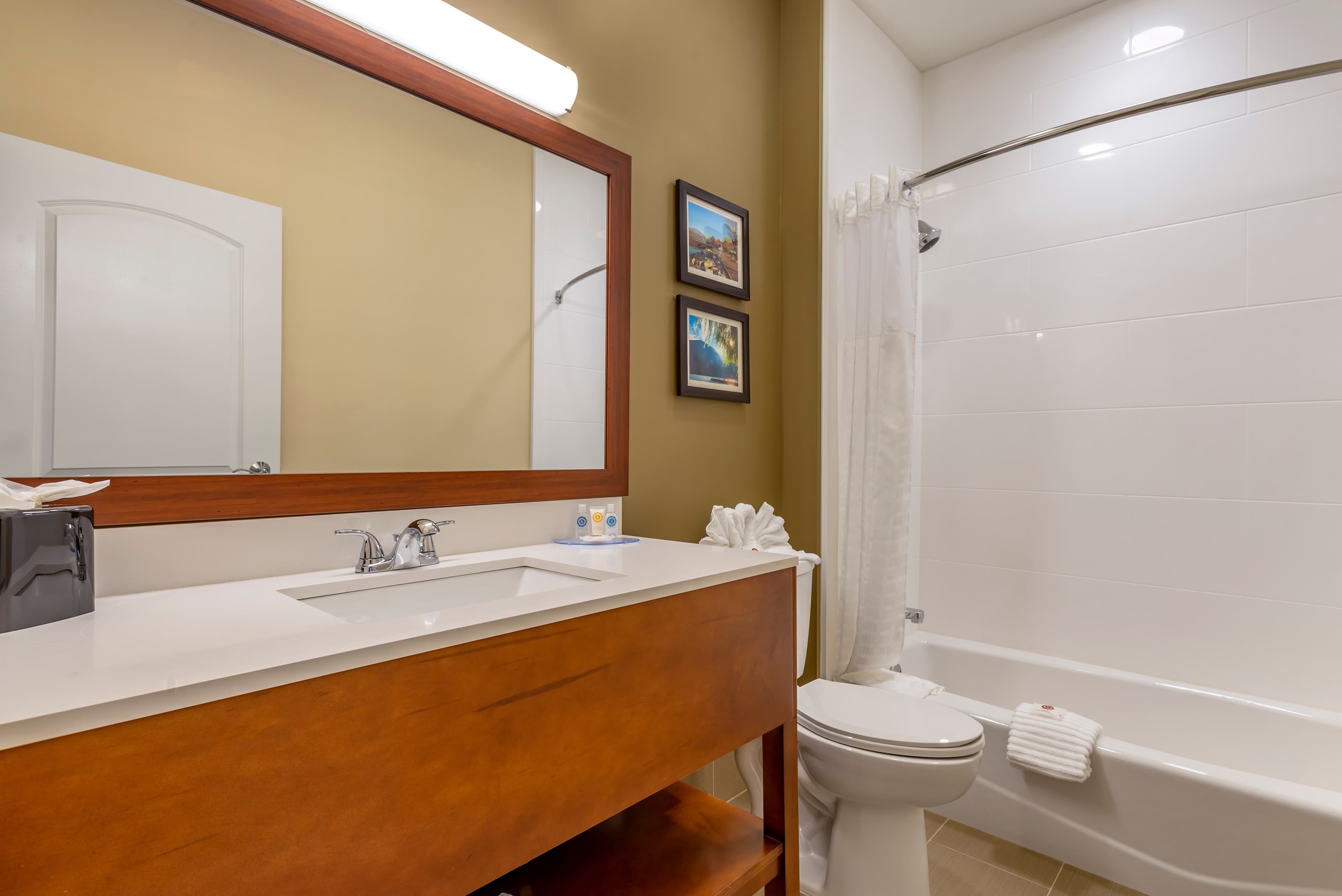 Comfort Inn Brewster — 14
