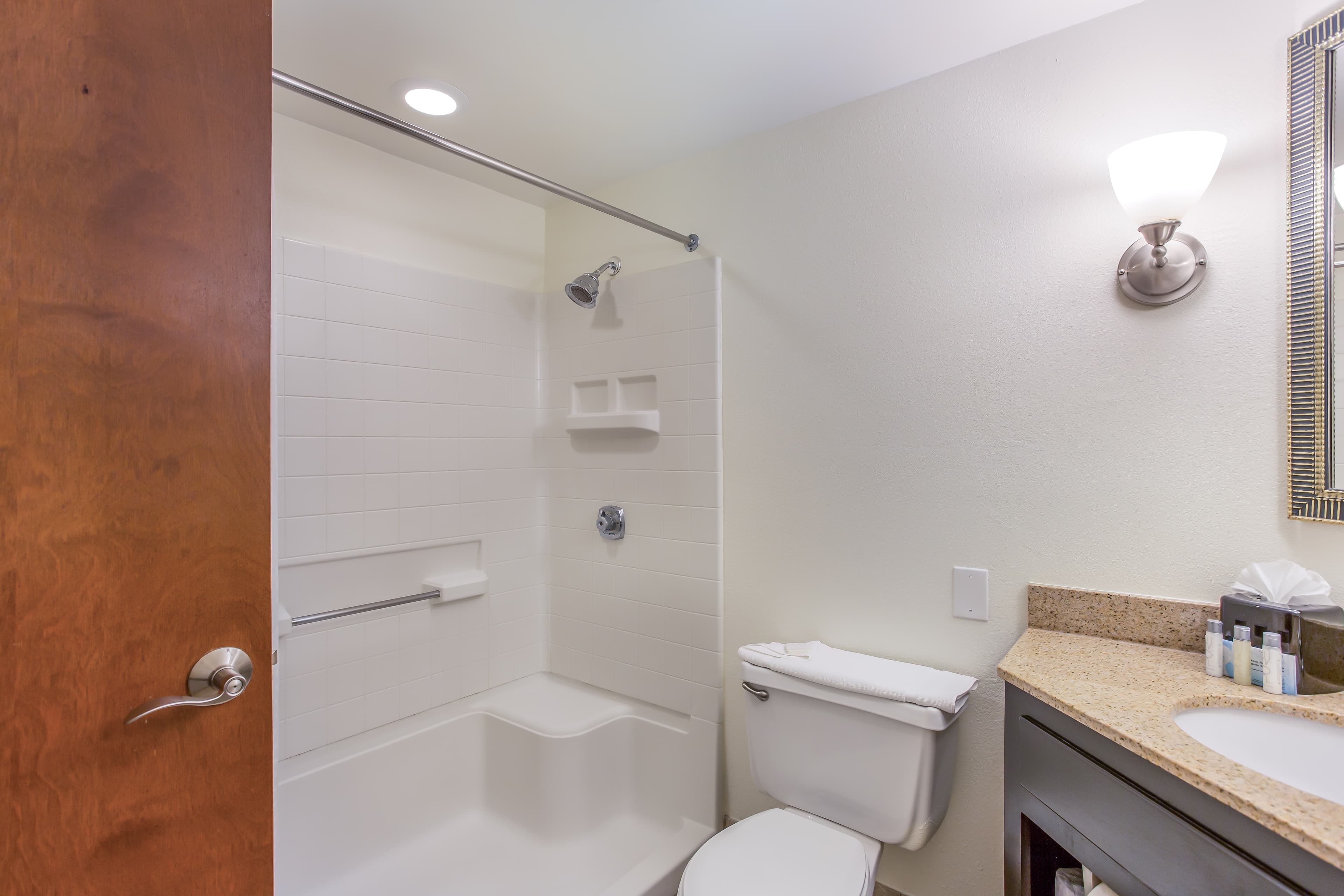Burrstone Inn, an Ascend Collection Hotel — 9