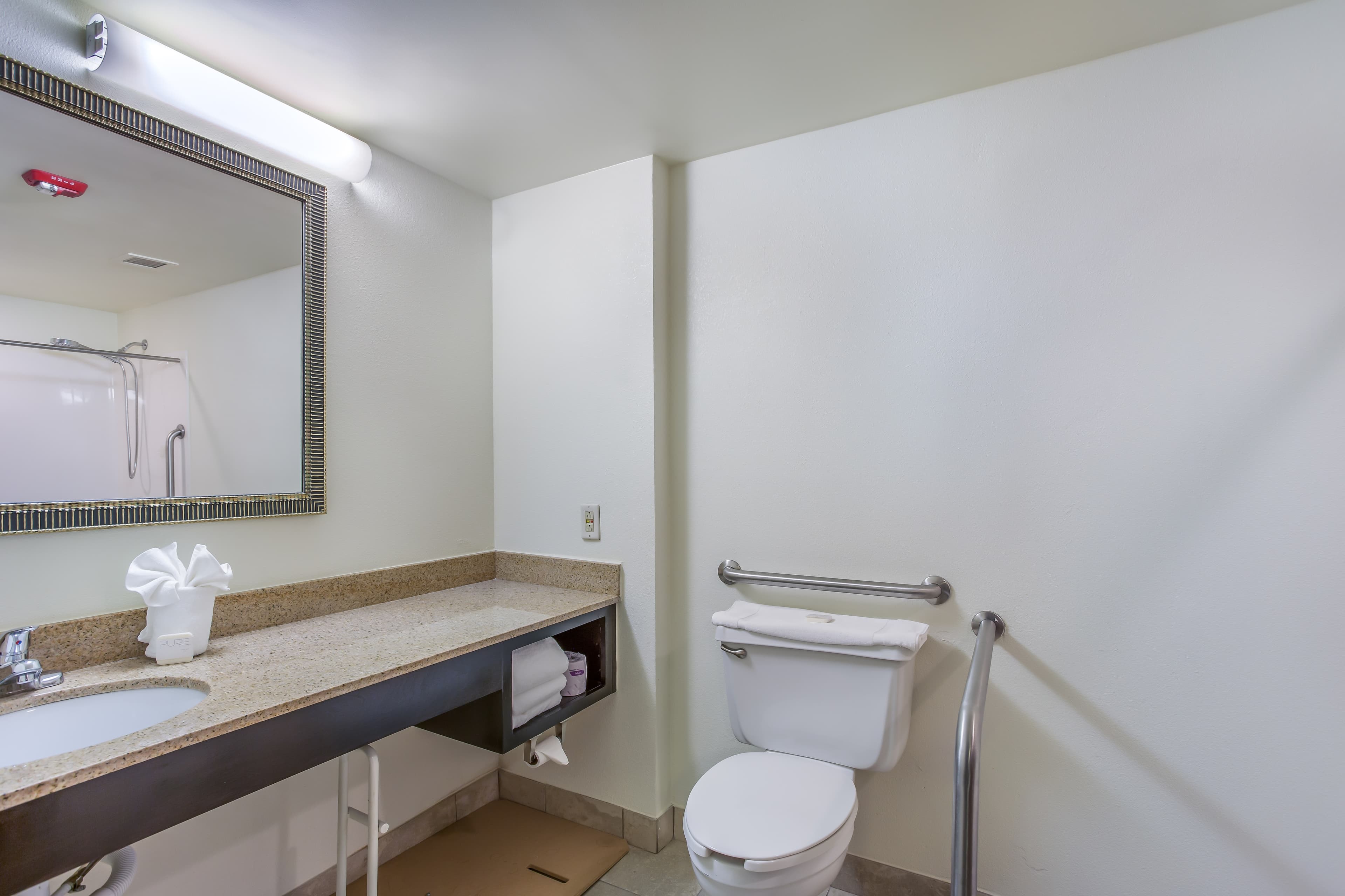 Burrstone Inn, an Ascend Collection Hotel — 17