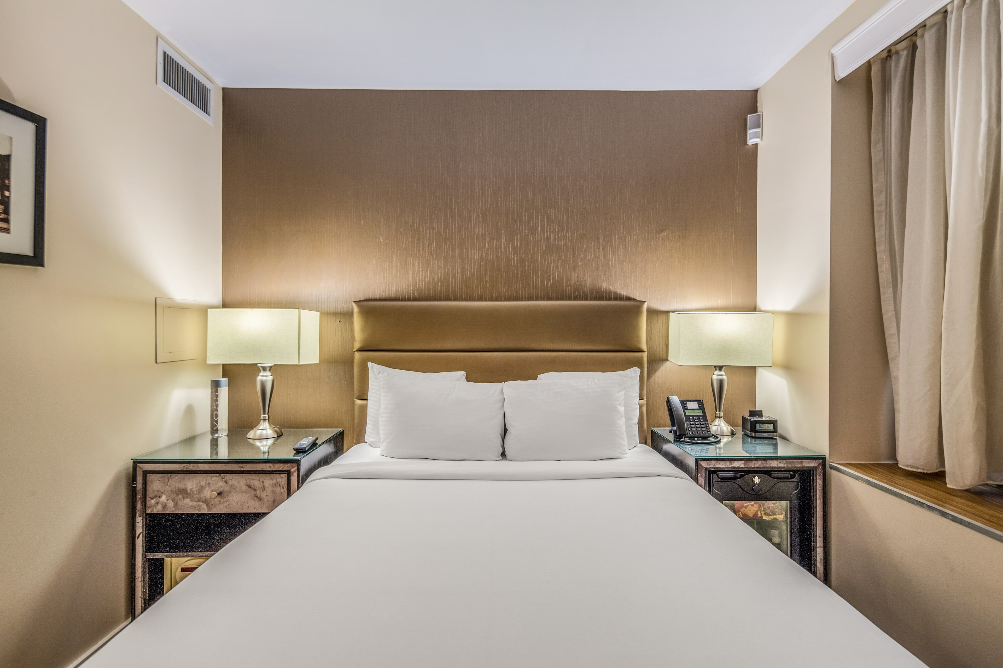 Blue Angel Hotel NYC, an Ascend Collection Hotel — 9